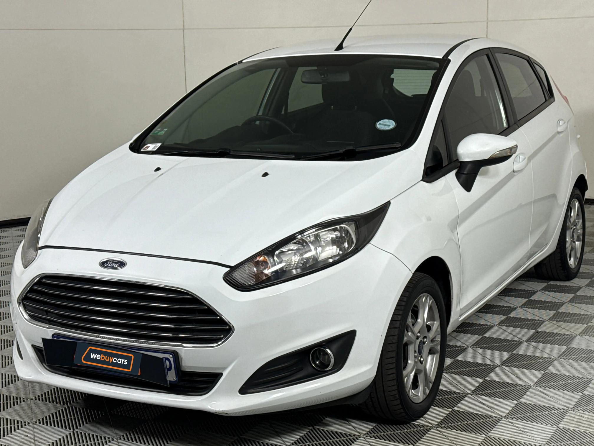 Ford Fiesta 1.0 EcoBoost Ambiente Powershift 5 Door