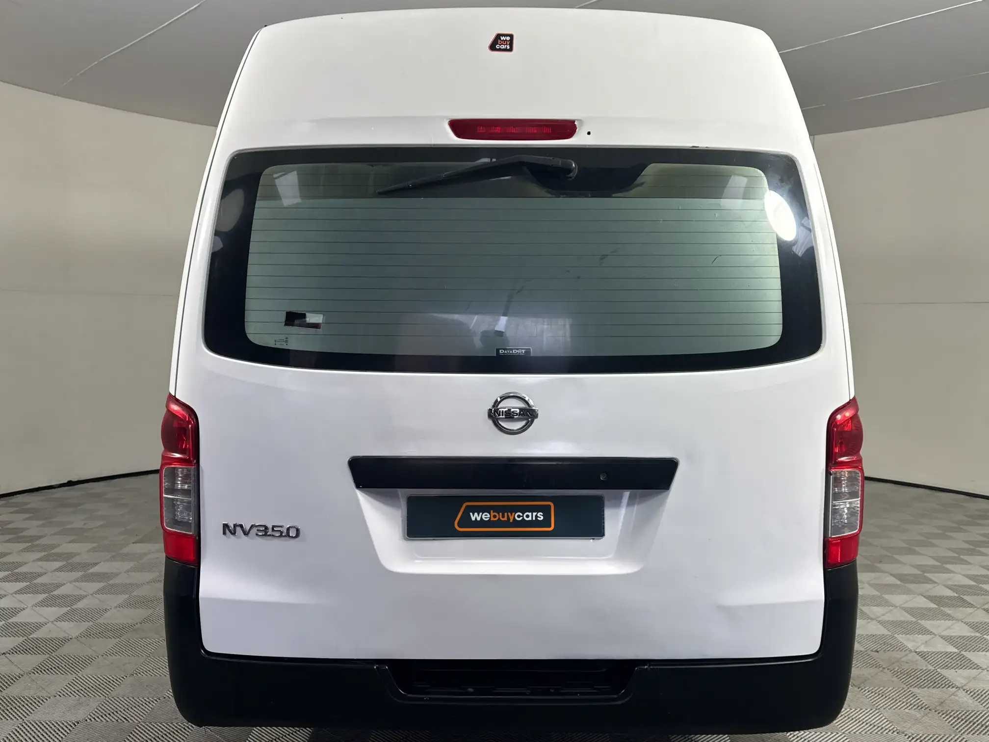 Nissan NV