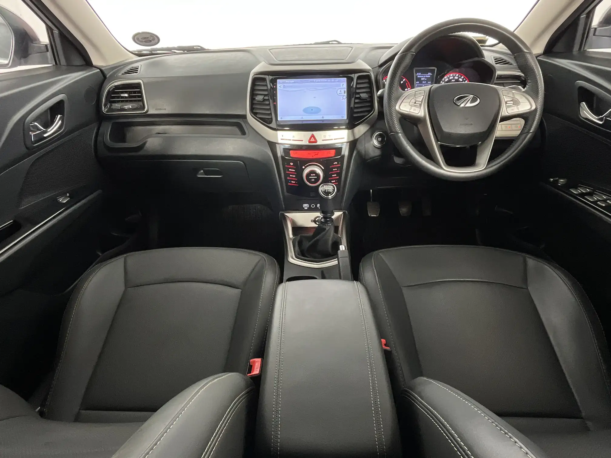 Mahindra Xuv300