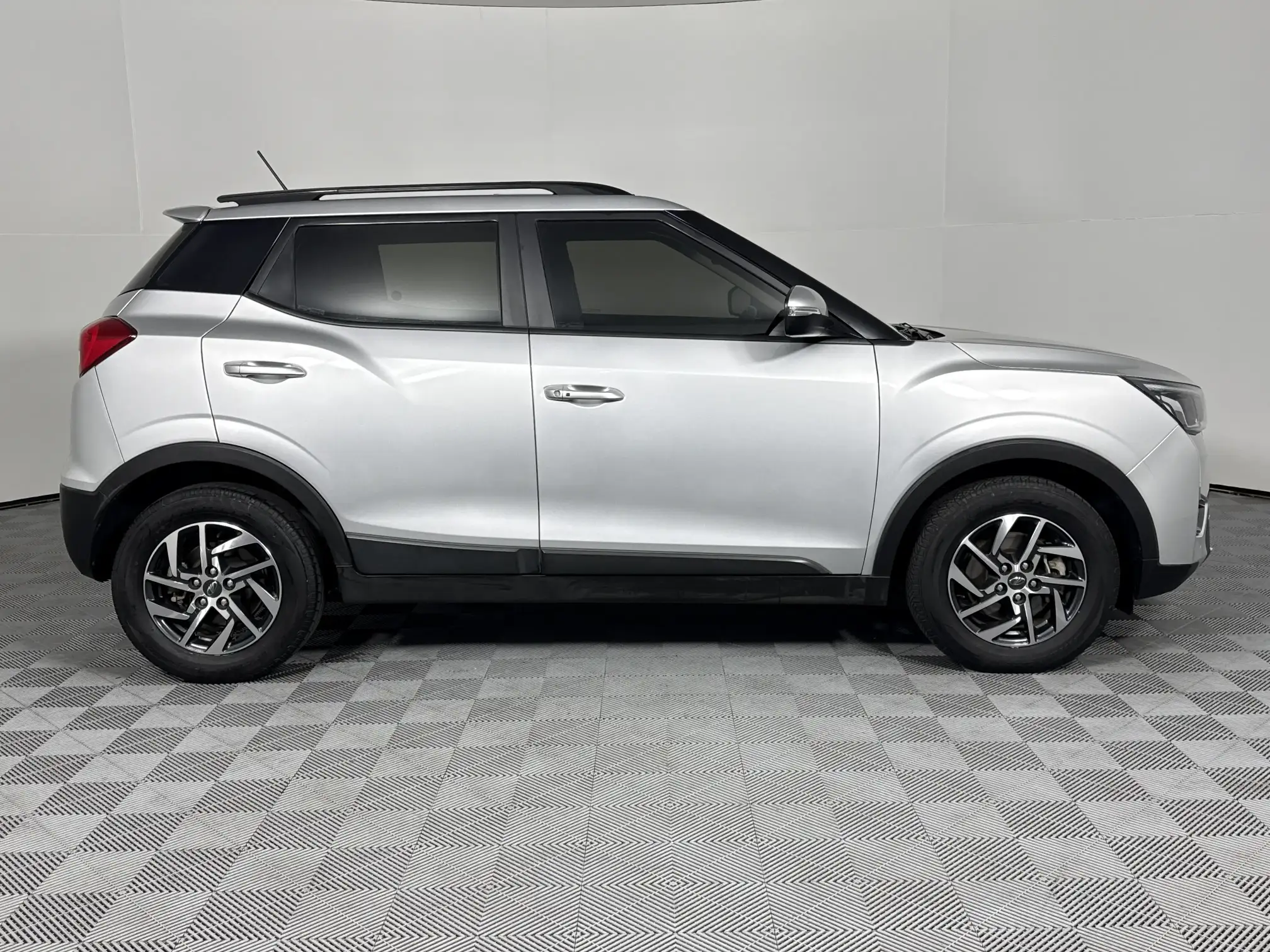 Mahindra Xuv300