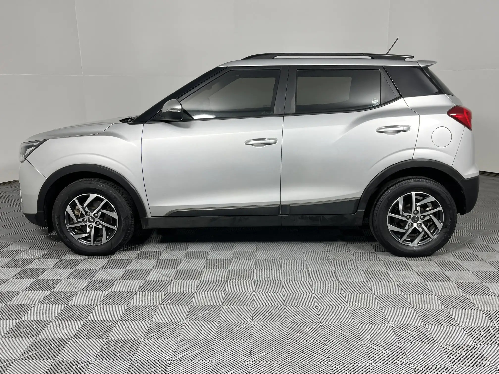Mahindra Xuv300