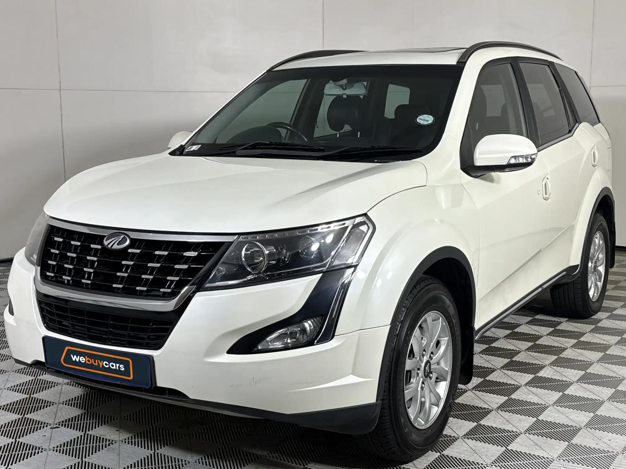 2021 Mahindra XUV