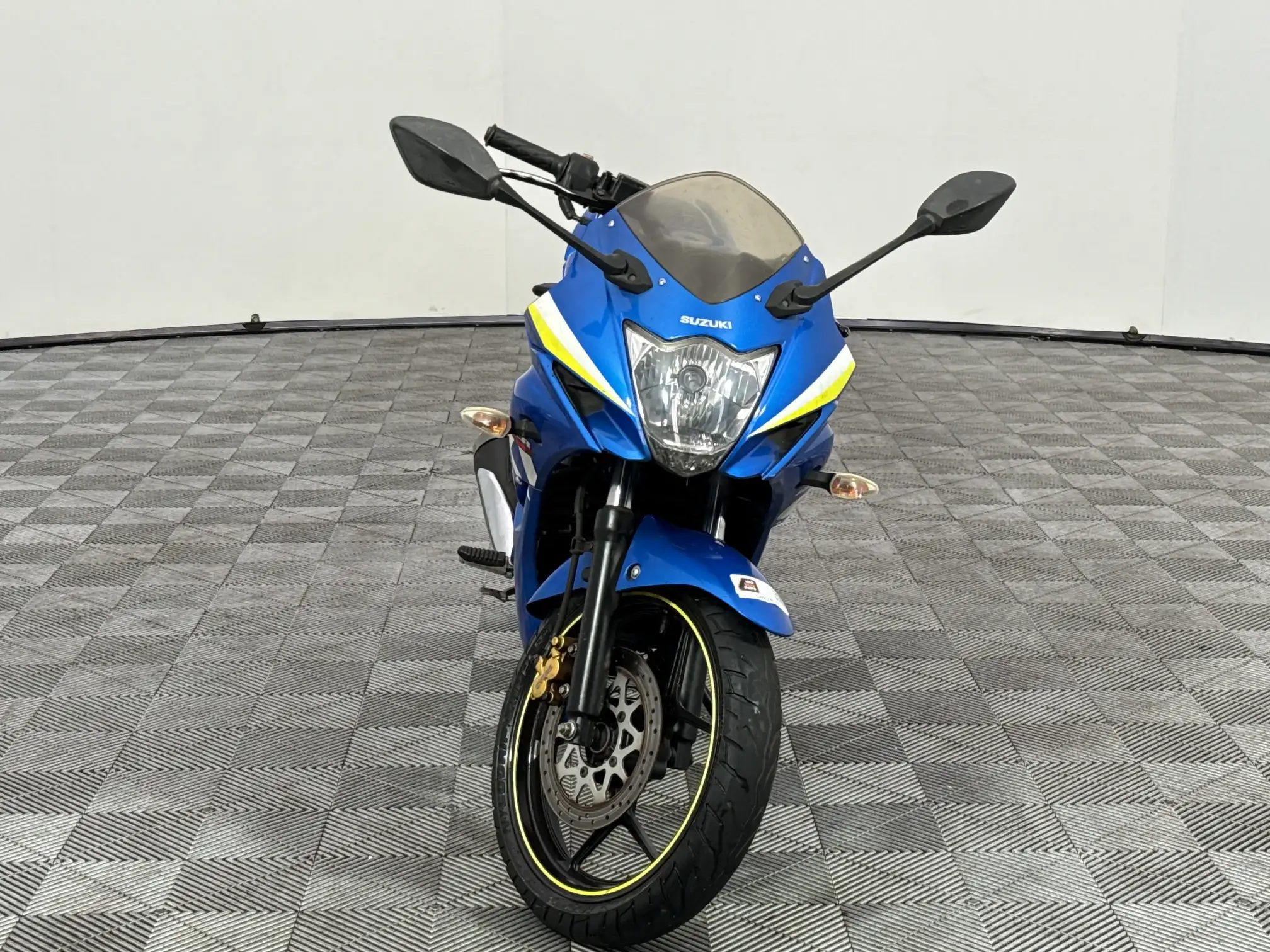 Suzuki GSX