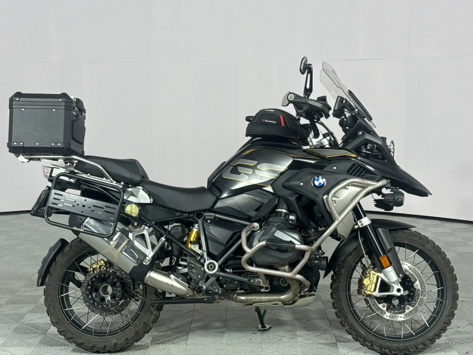 2022 BMW R Series
