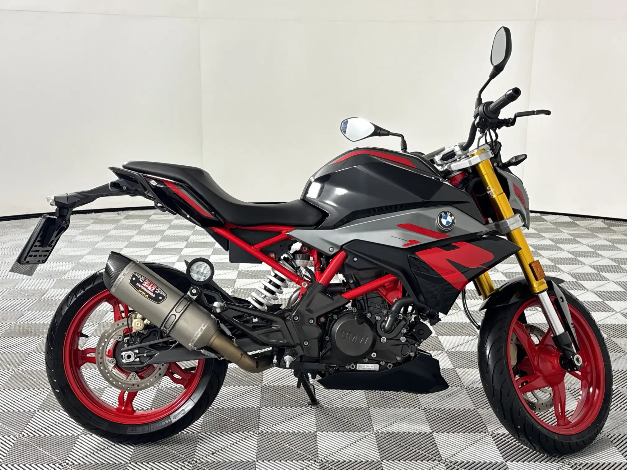 BMW C