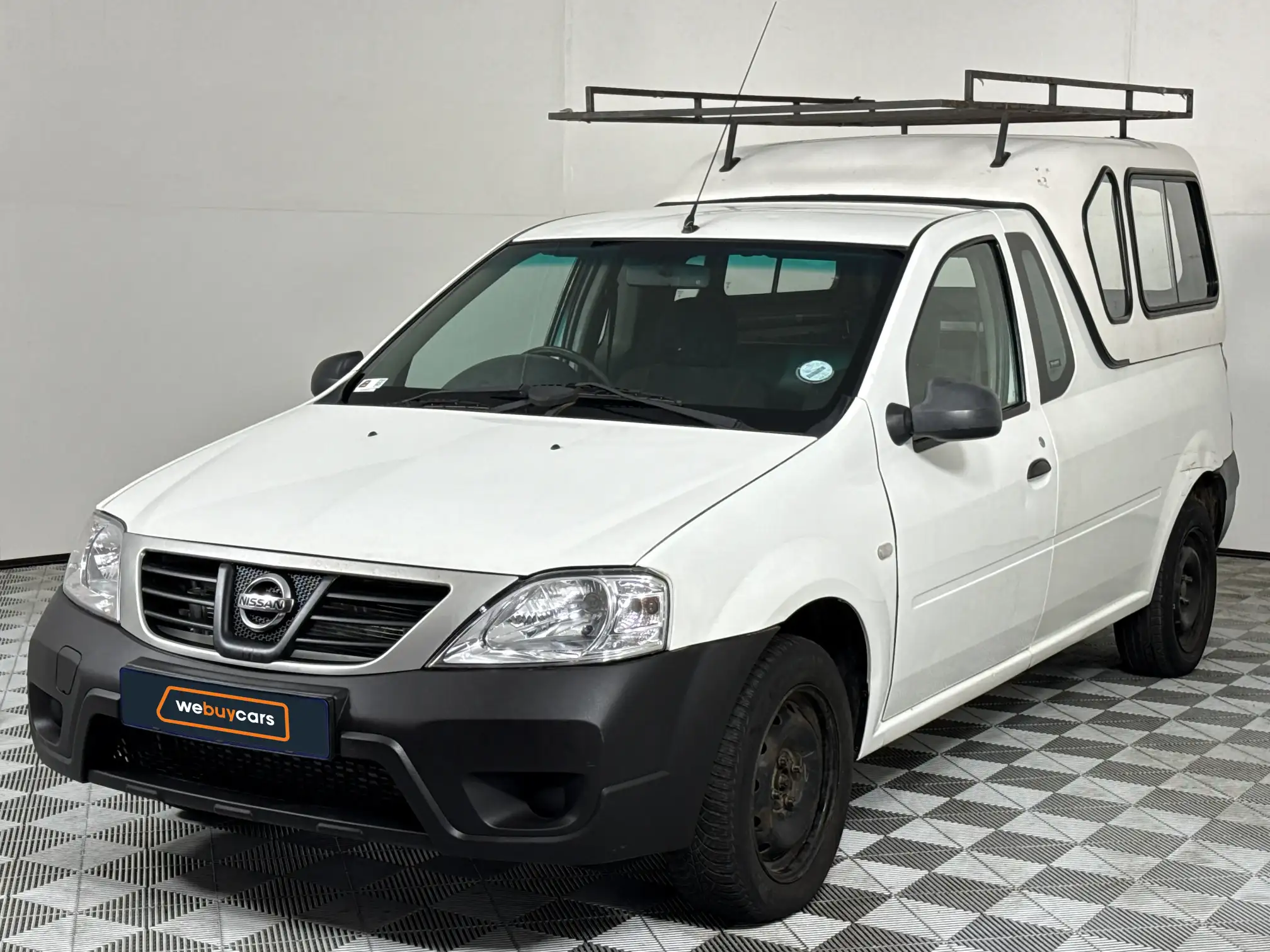 2013 Nissan NP200