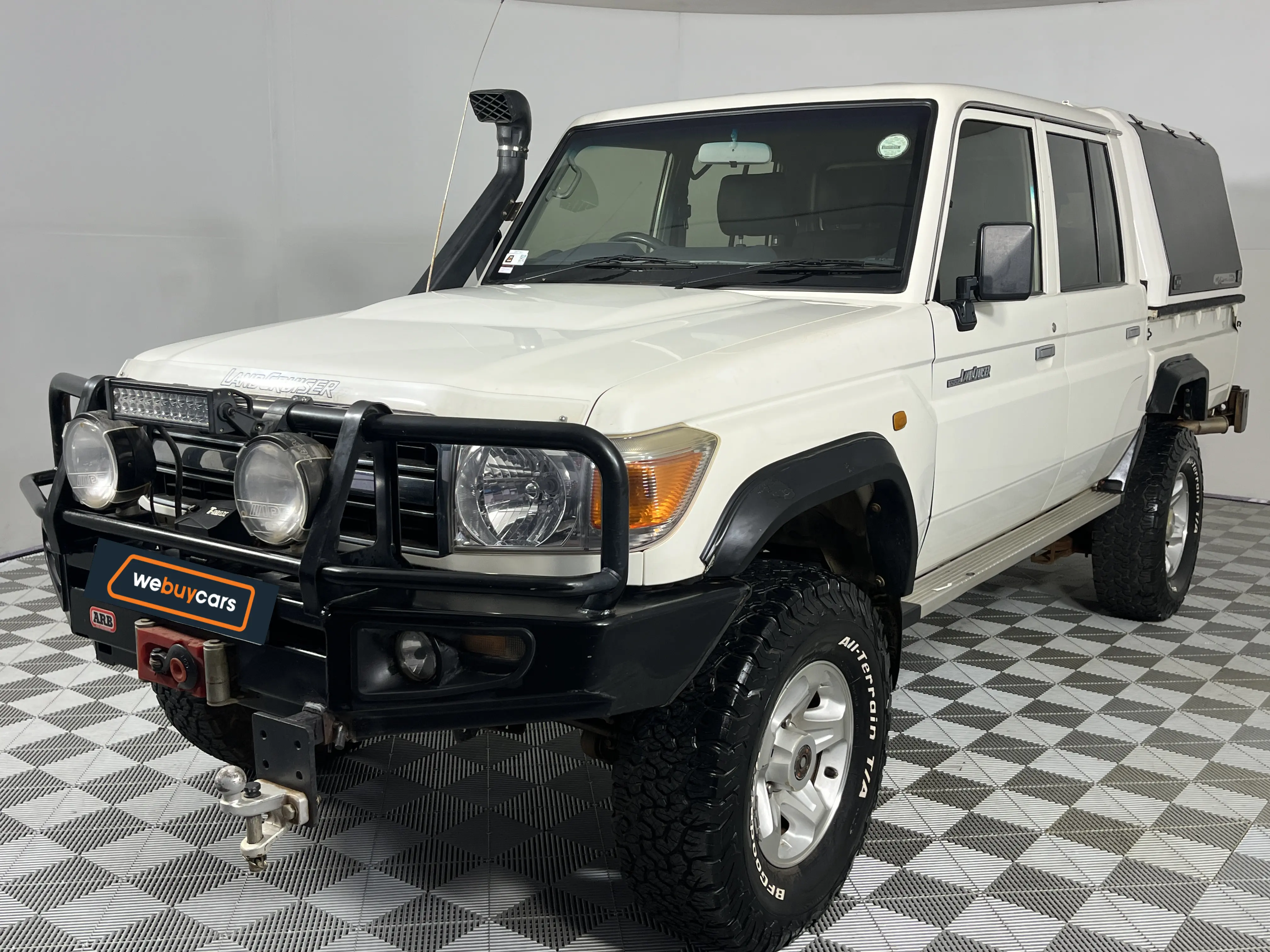 2014 Toyota Land Cruiser 79 4.0p Pick Up Double Cab