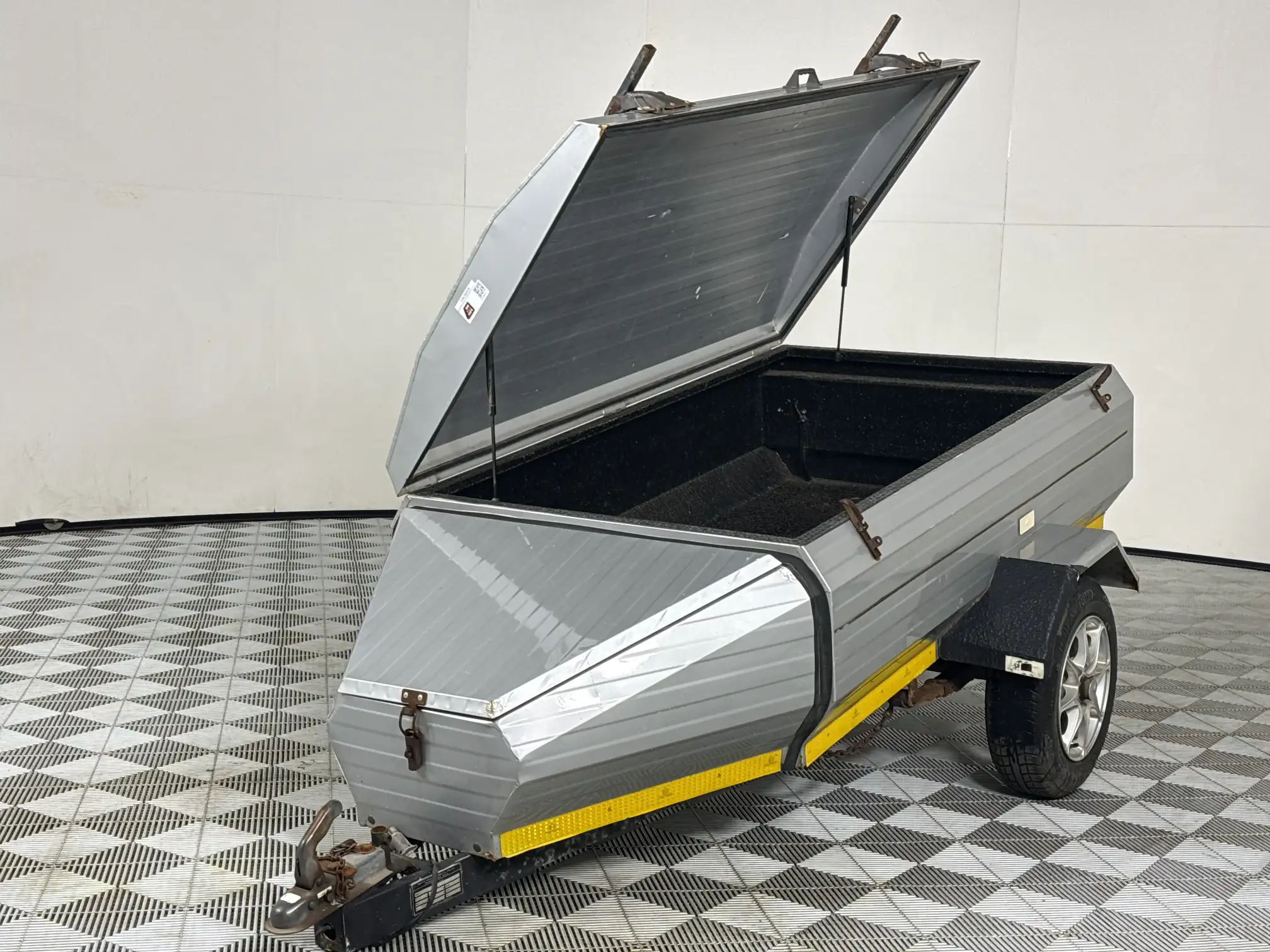 2004 Venter Elite