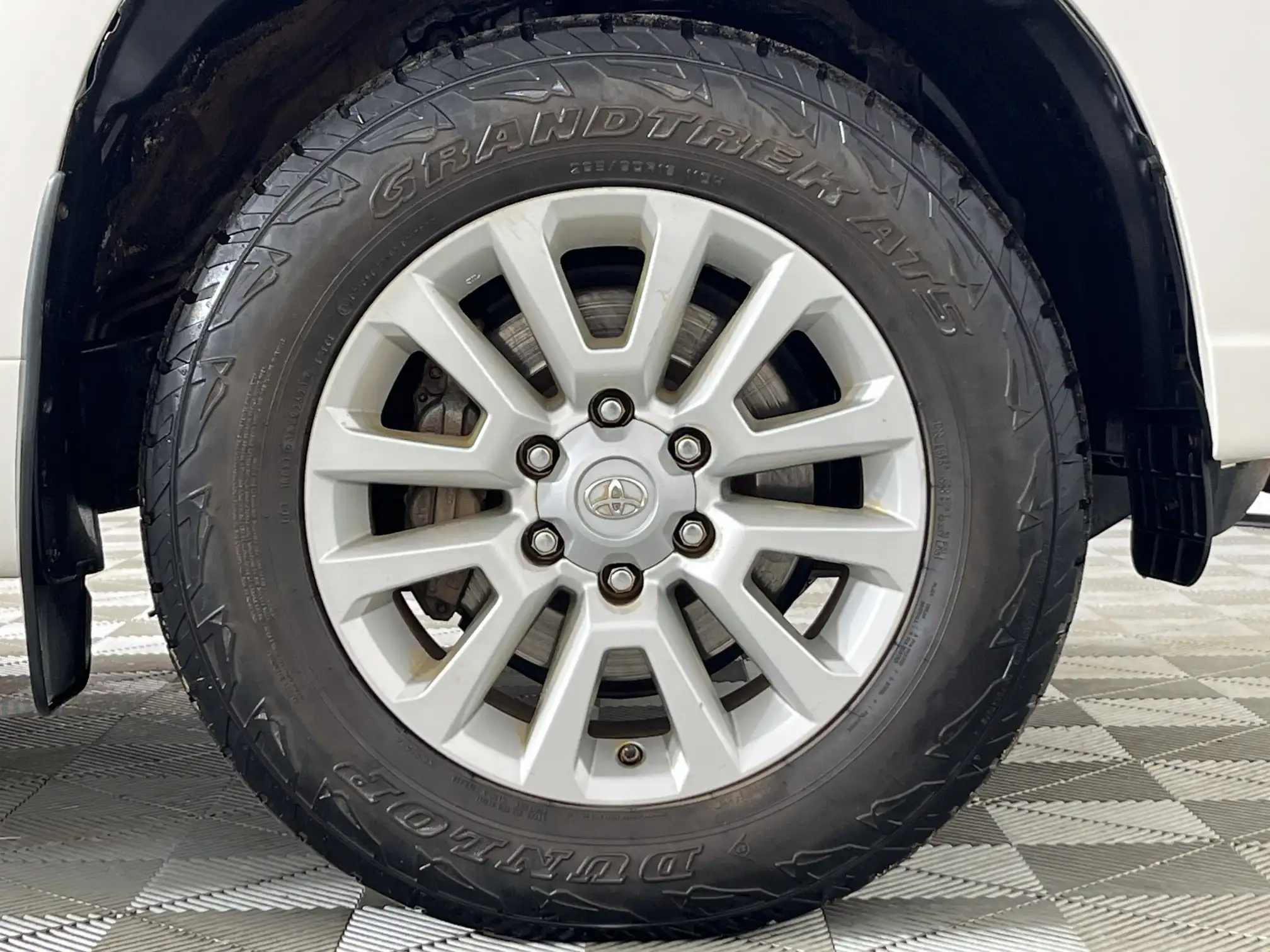Toyota Prado