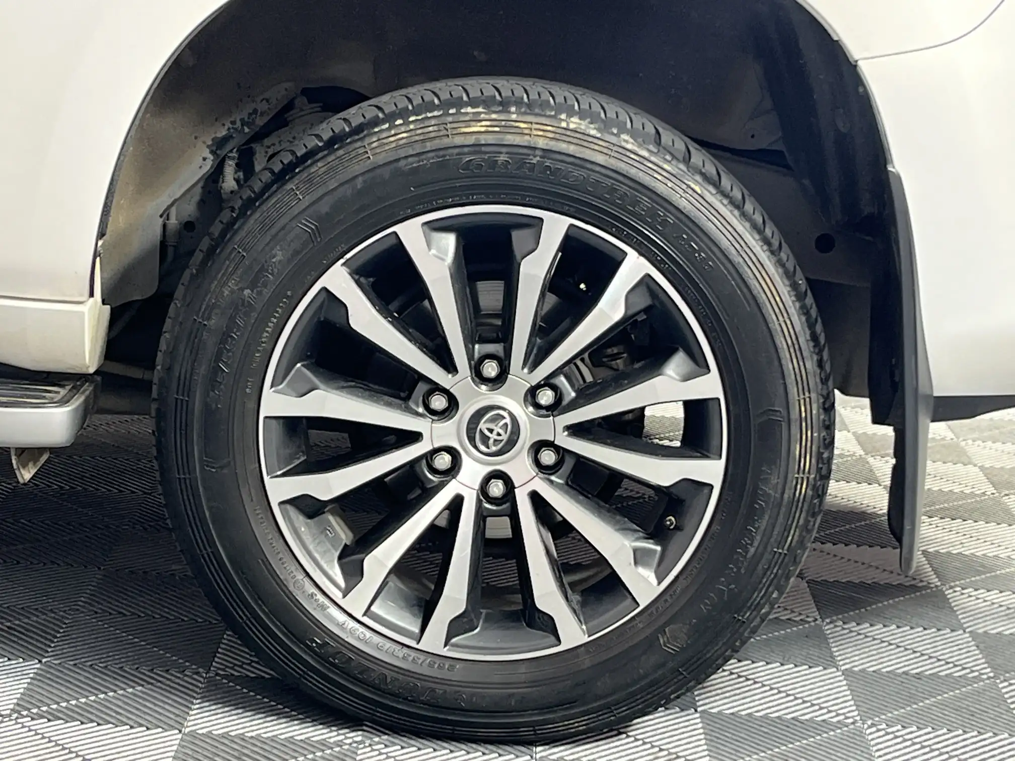 Toyota Prado