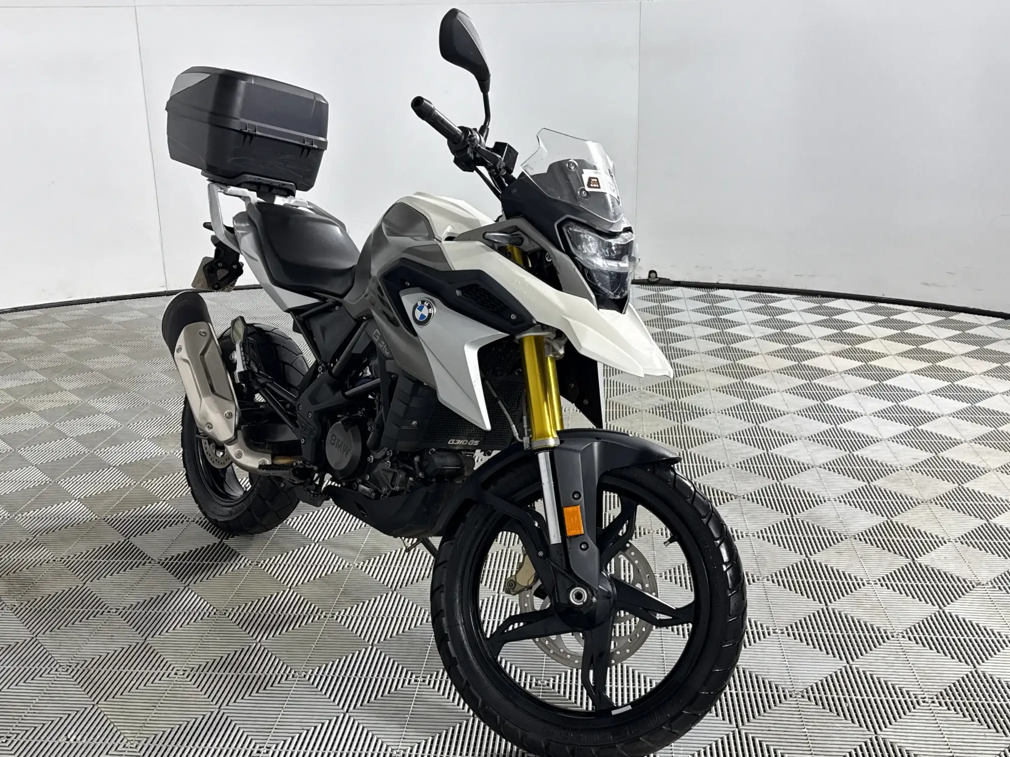 BMW C