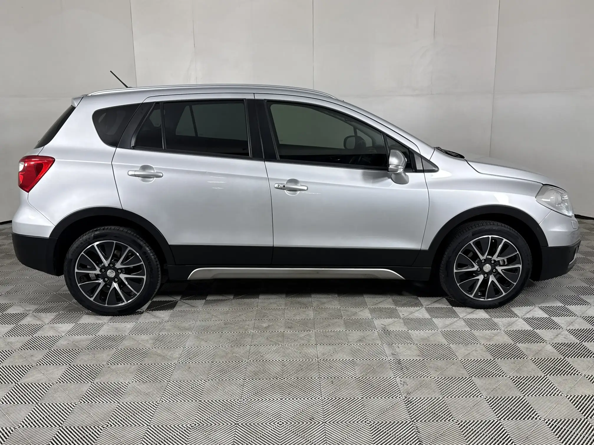 Suzuki SX4