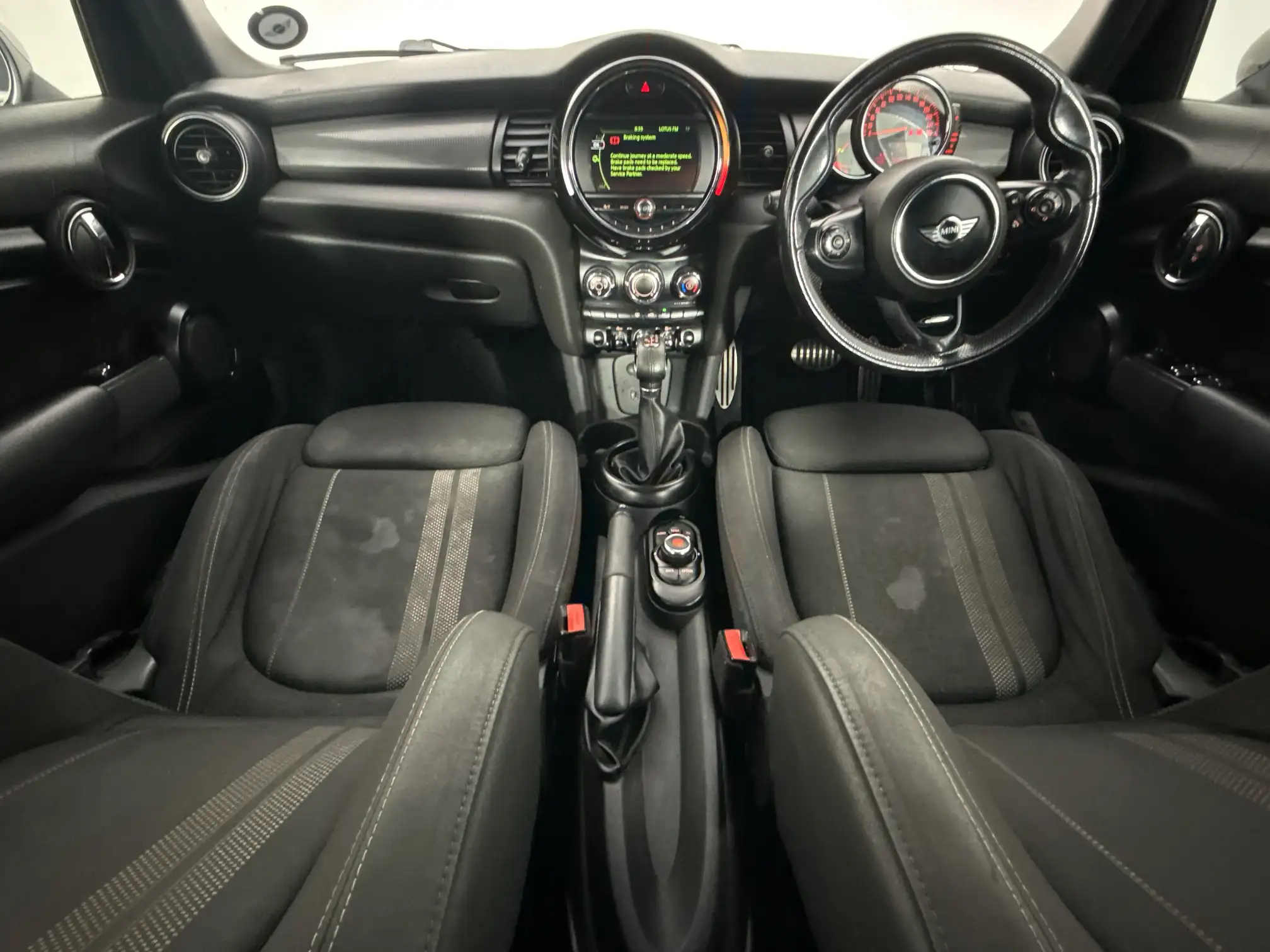 Mini Cooper 5DR