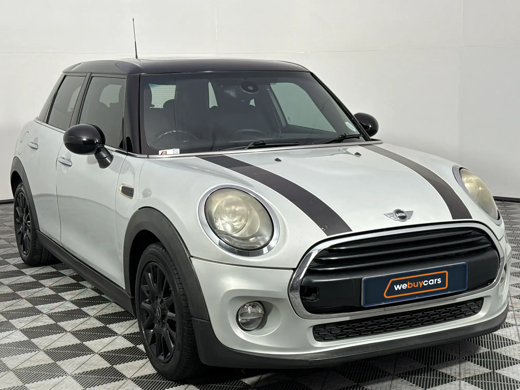 Mini Cooper 5DR