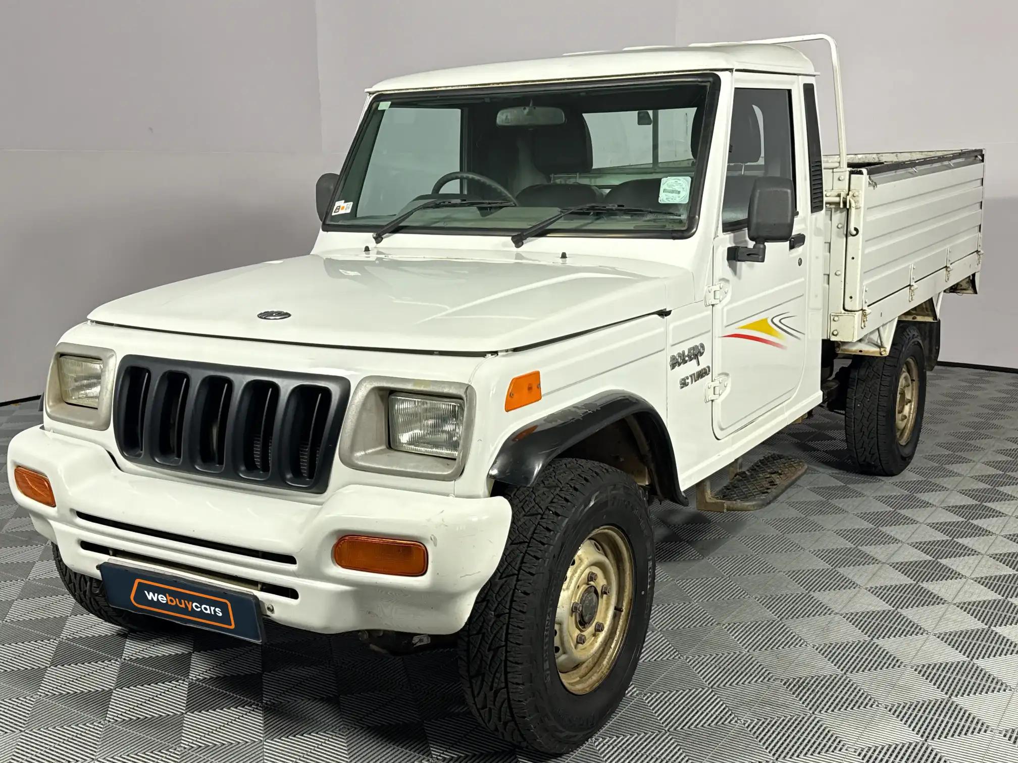 2022 Mahindra Bolero