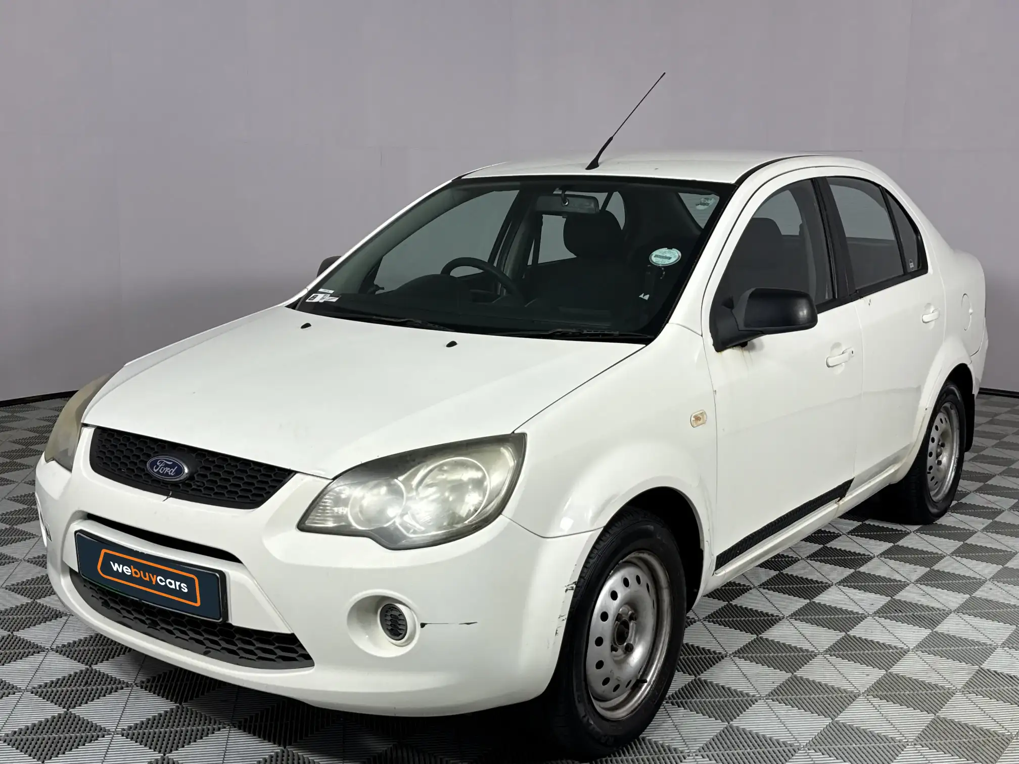 2016 Ford Ikon