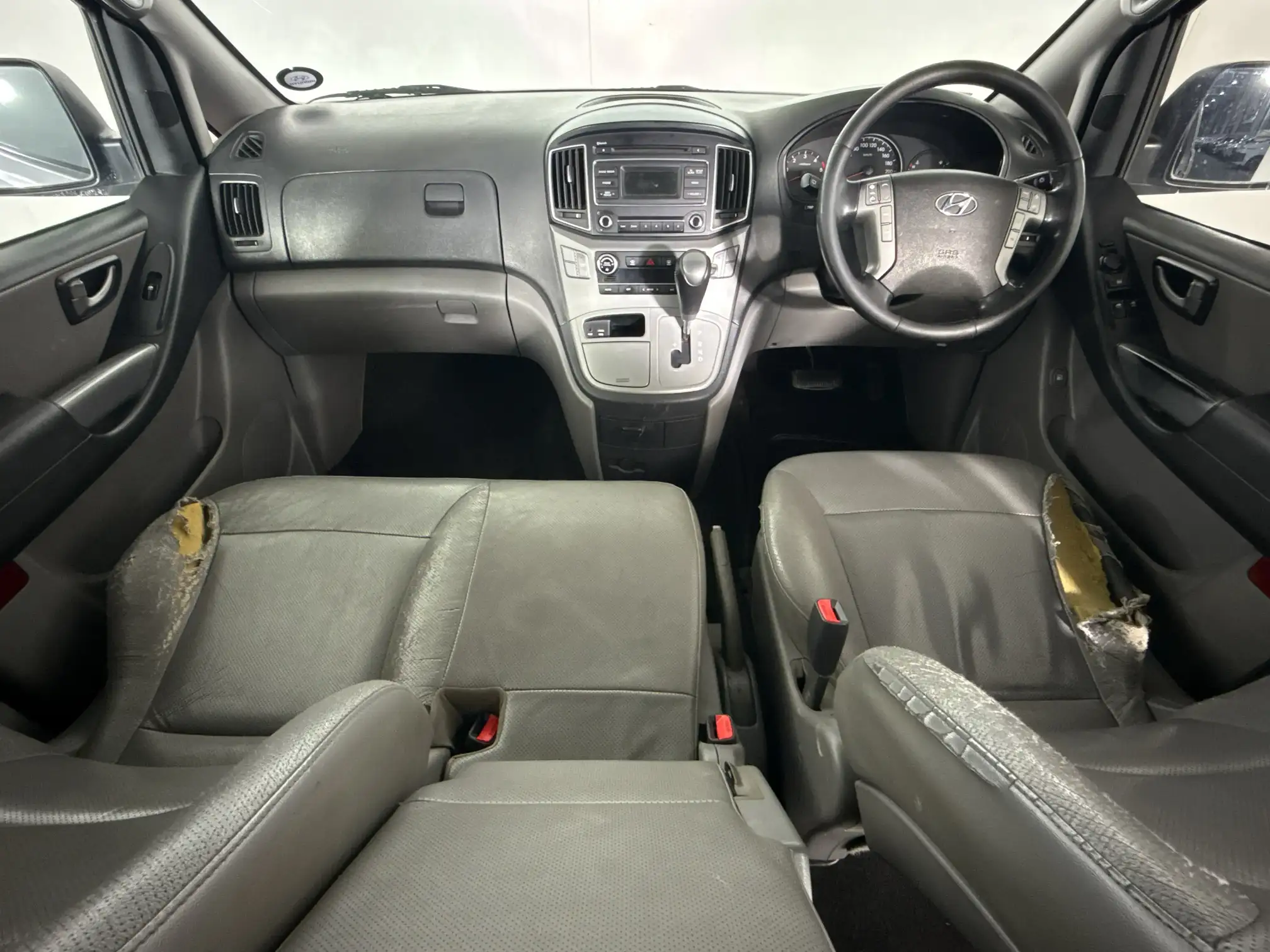 Hyundai H-1