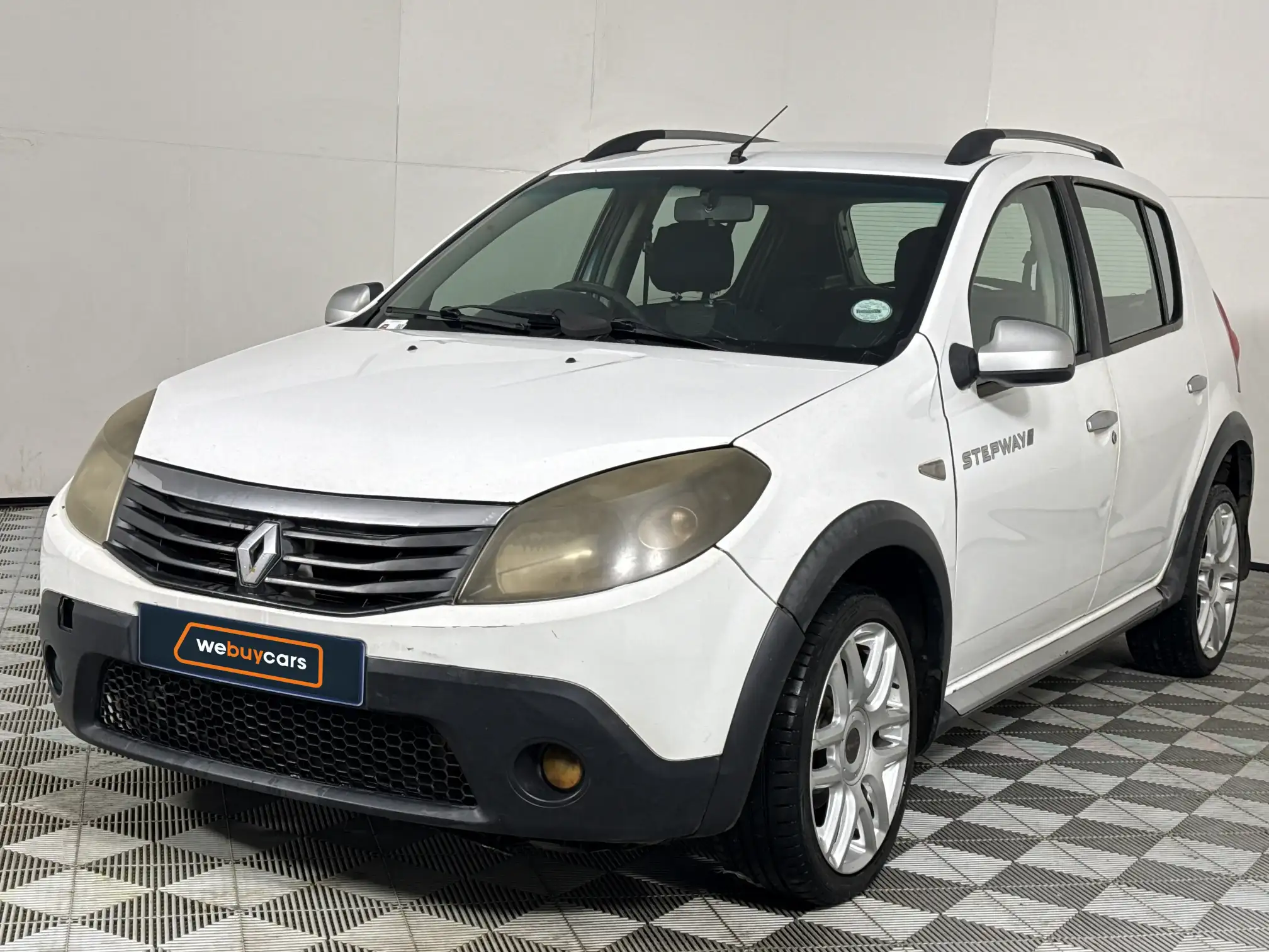 We Buy Cars | 2012 Renault Sandero — Stock Number CBFB09412