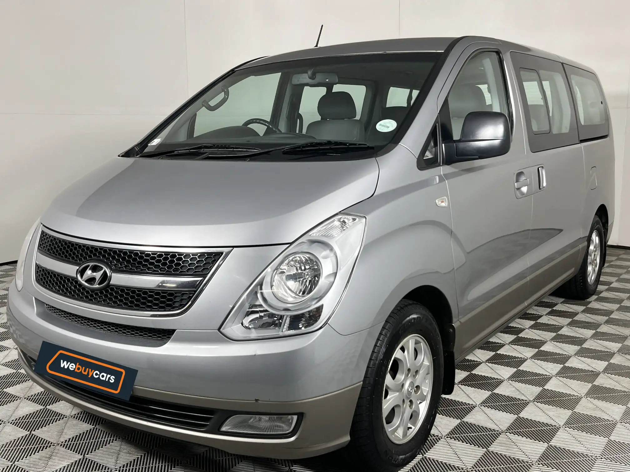 Hyundai H-1