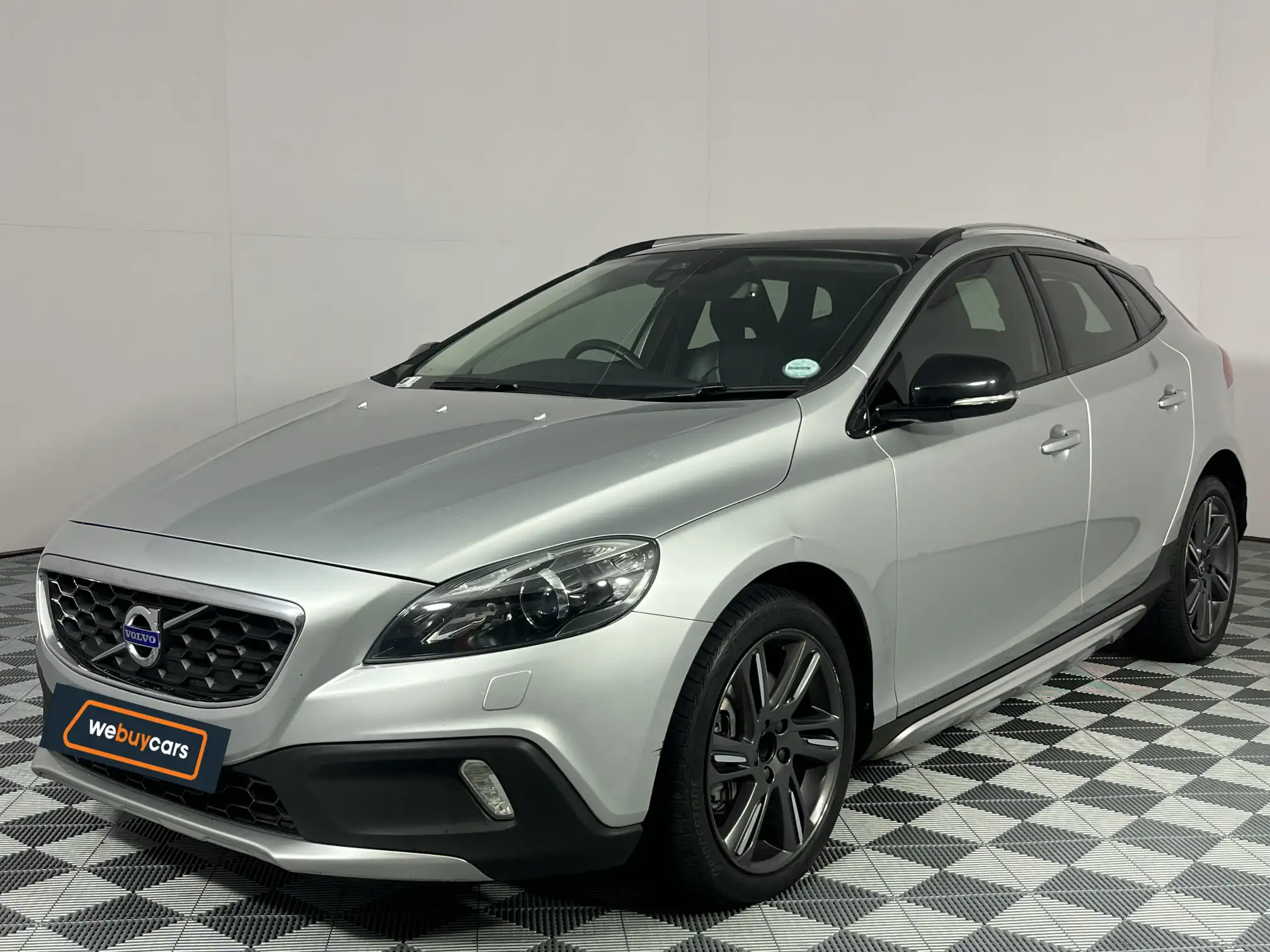 2016 Volvo V40