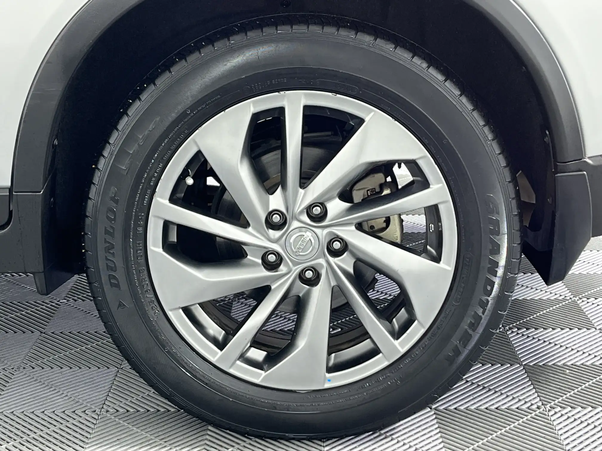 Nissan X Trail