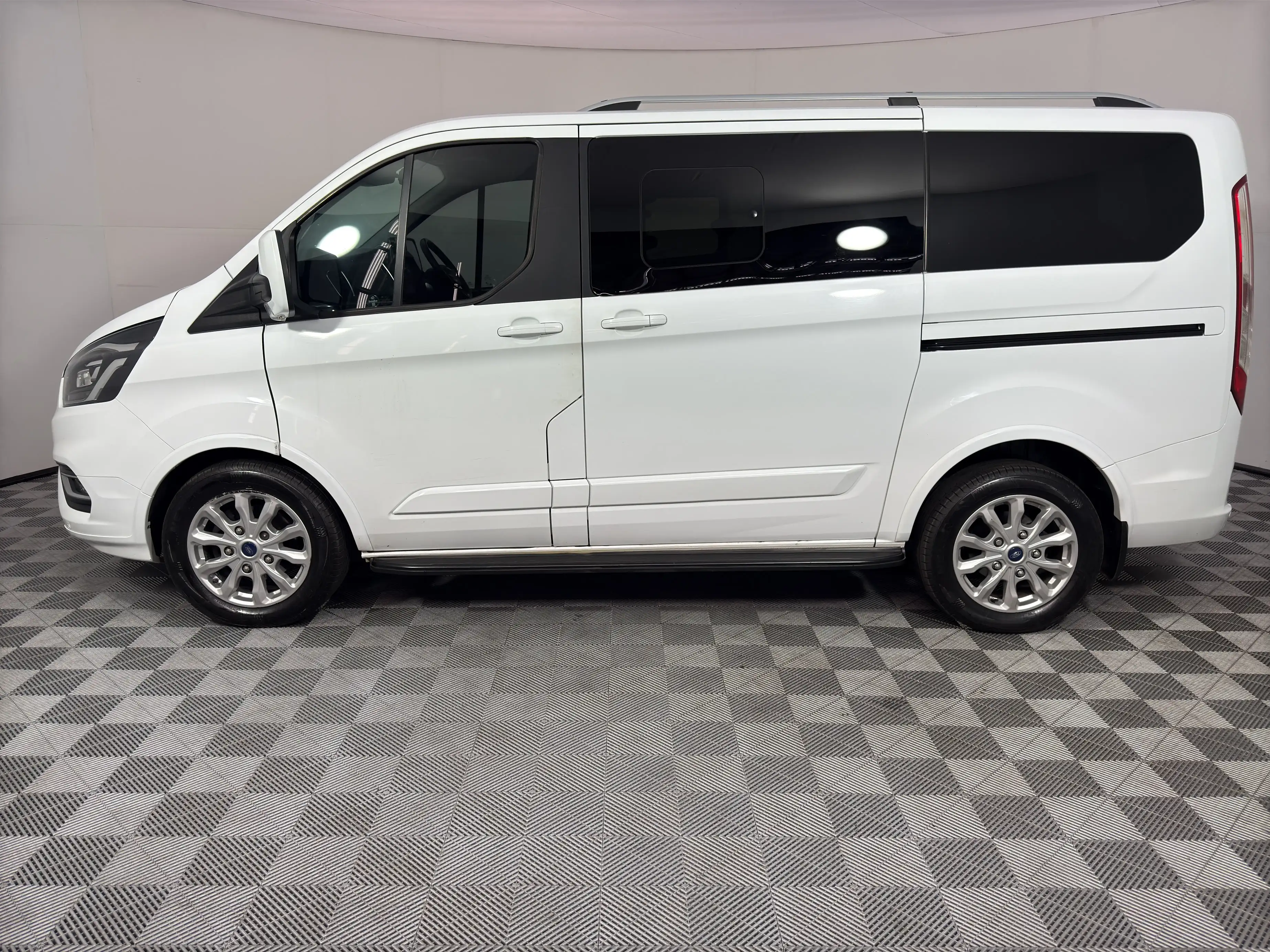Ford Tourneo
