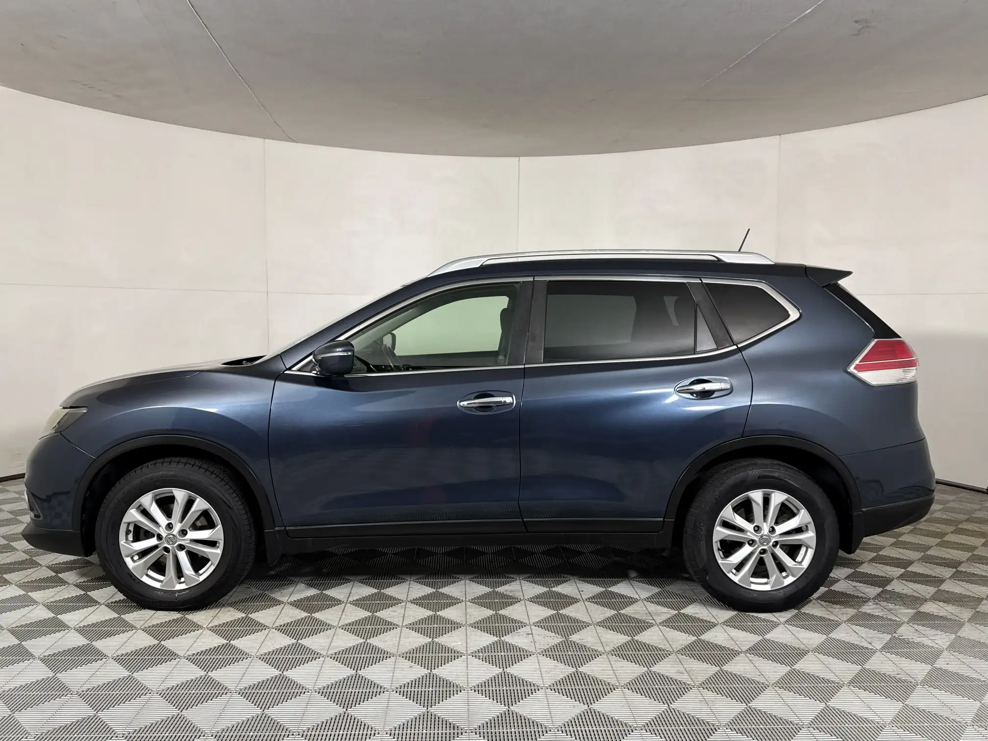 Nissan X Trail