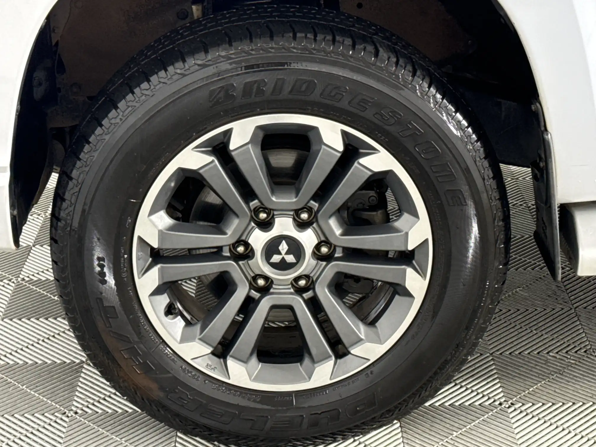 Mitsubishi Triton