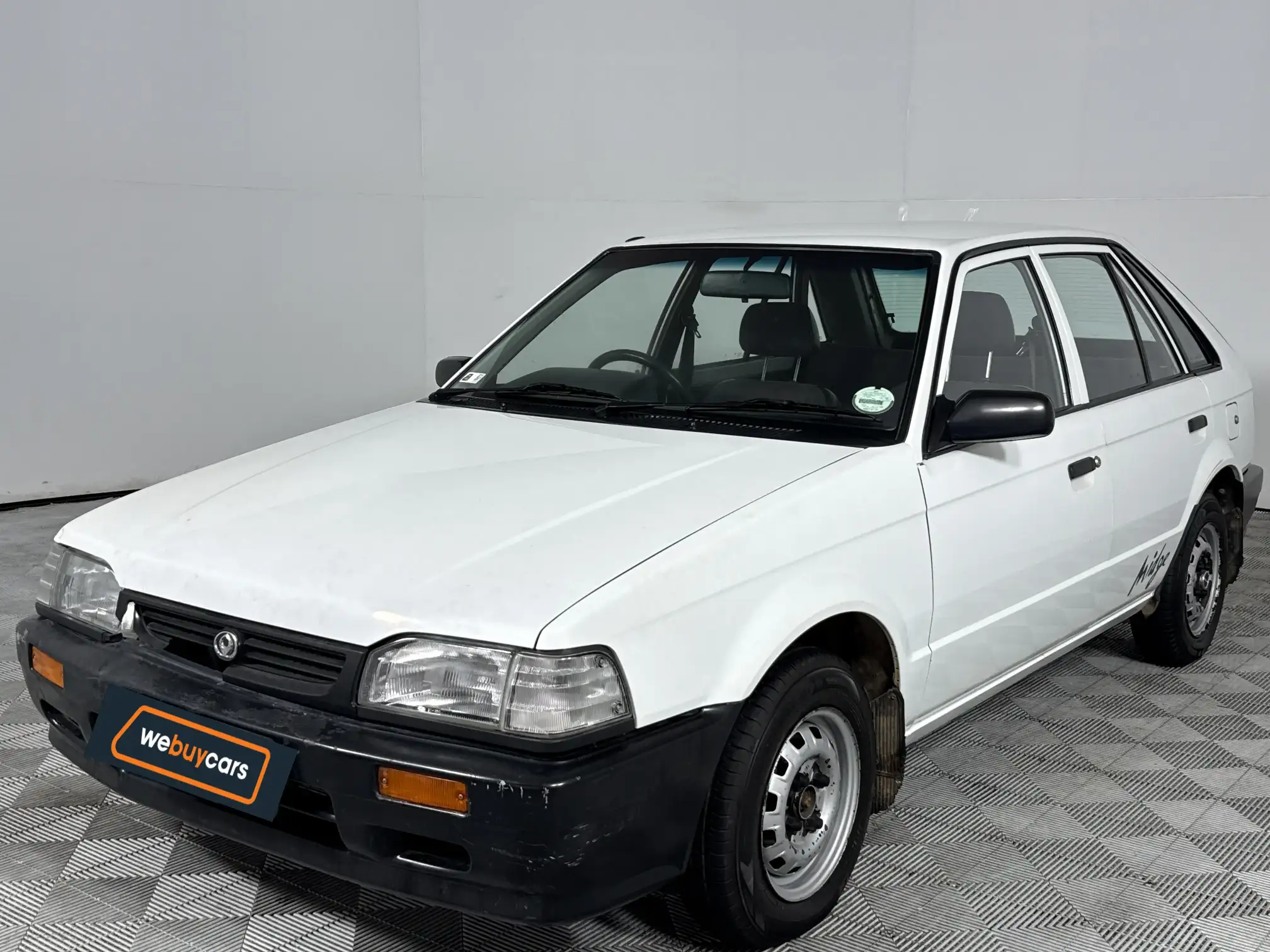 1997 Mazda 323