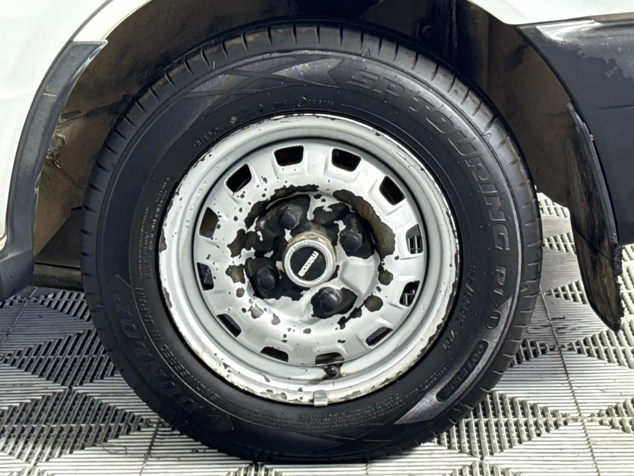 Mazda 323