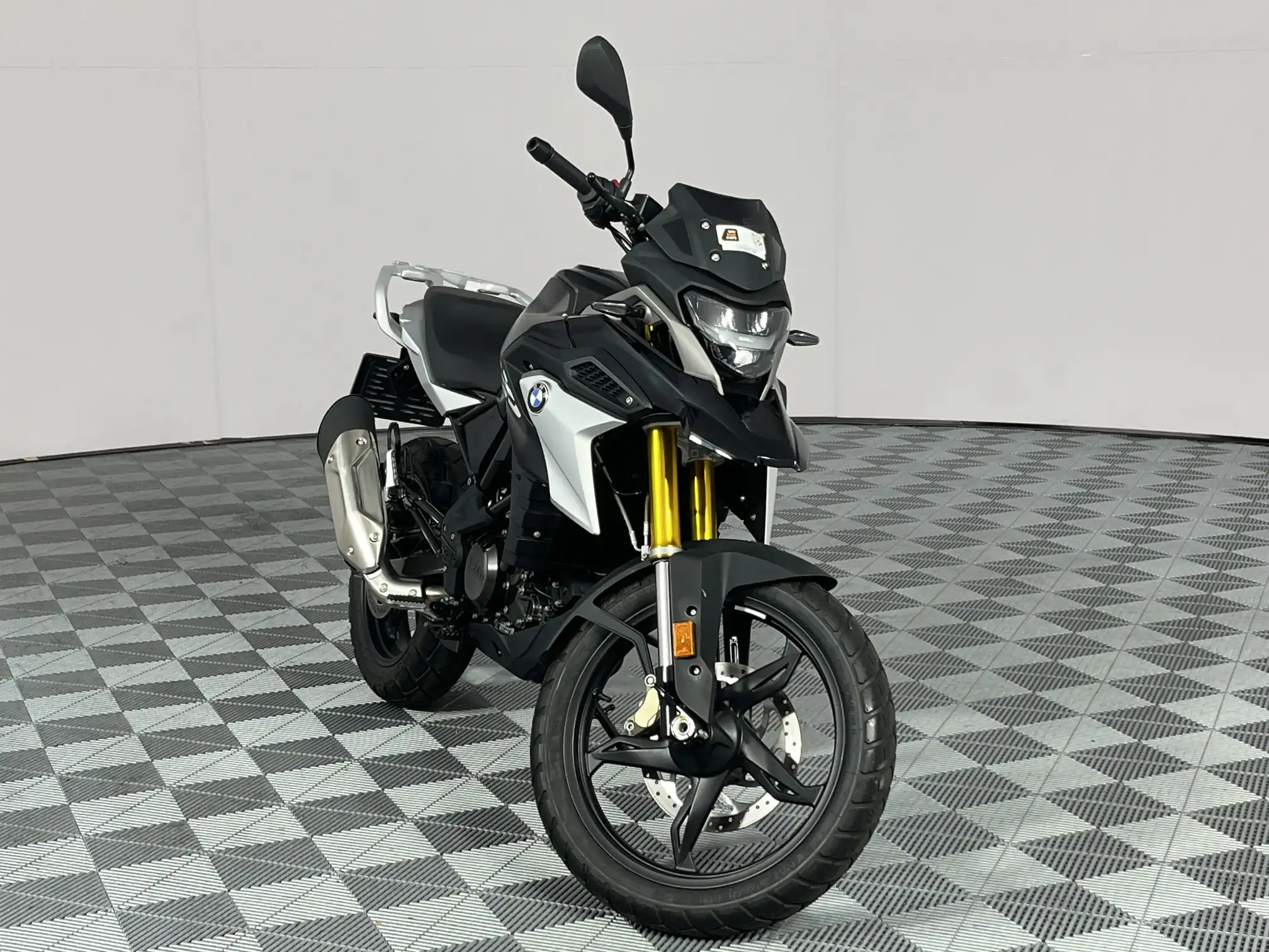 BMW C