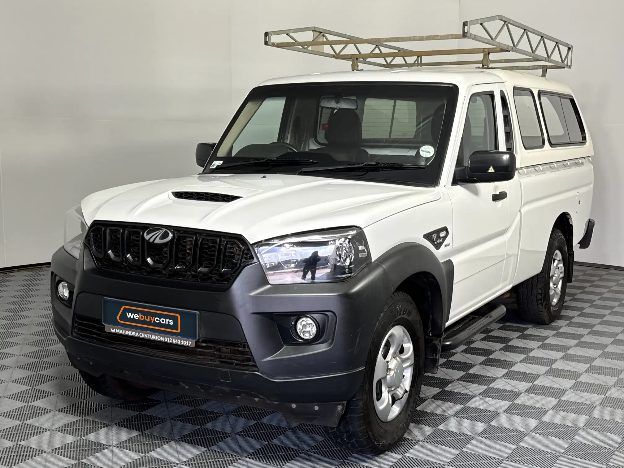 2023 Mahindra PIK UP