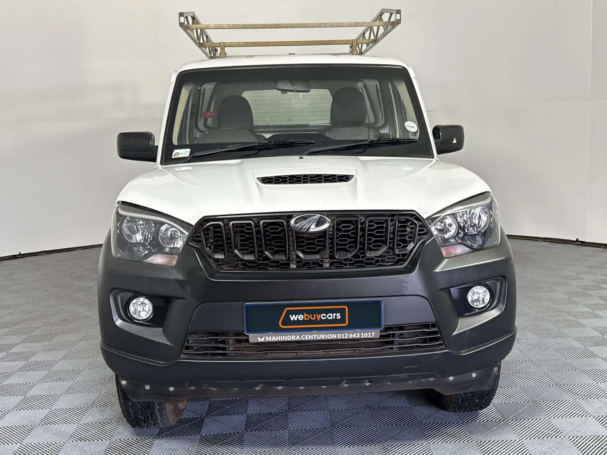Mahindra PIK UP
