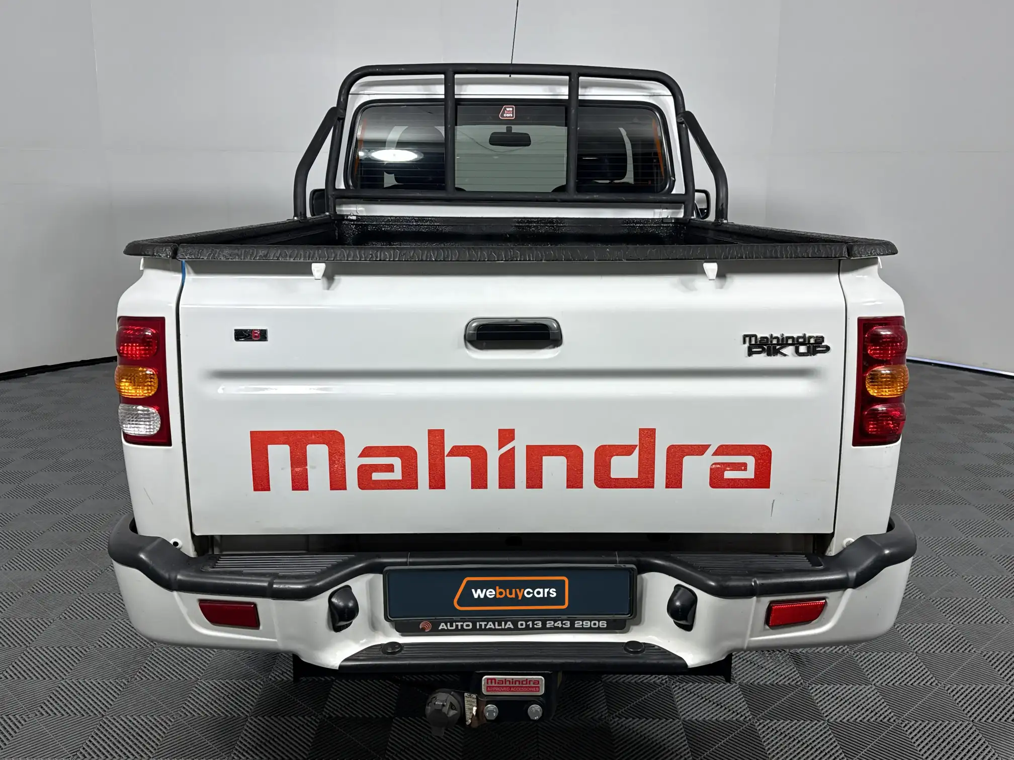 Mahindra PIK UP