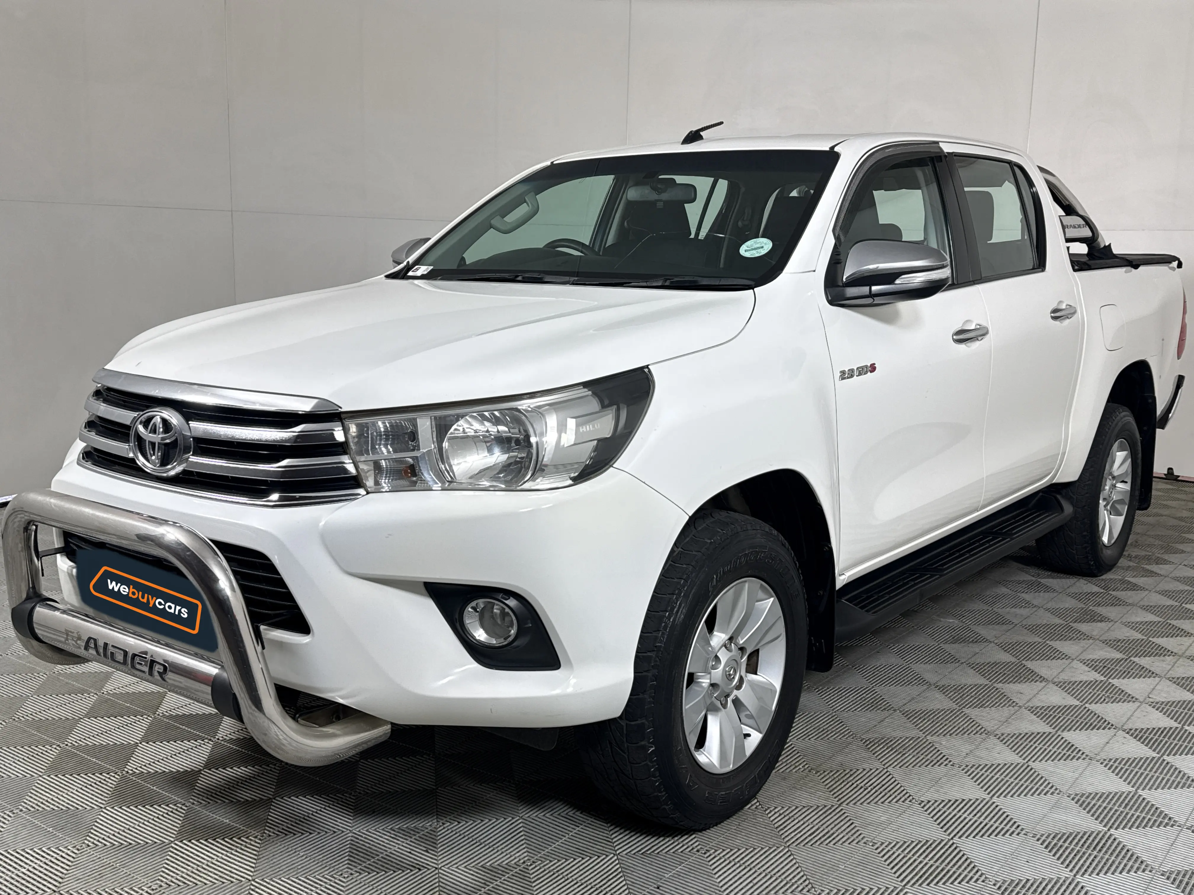 2016 Toyota Hilux 2.8 Gd-6 Raider 4x4 Pick Up Double Cab