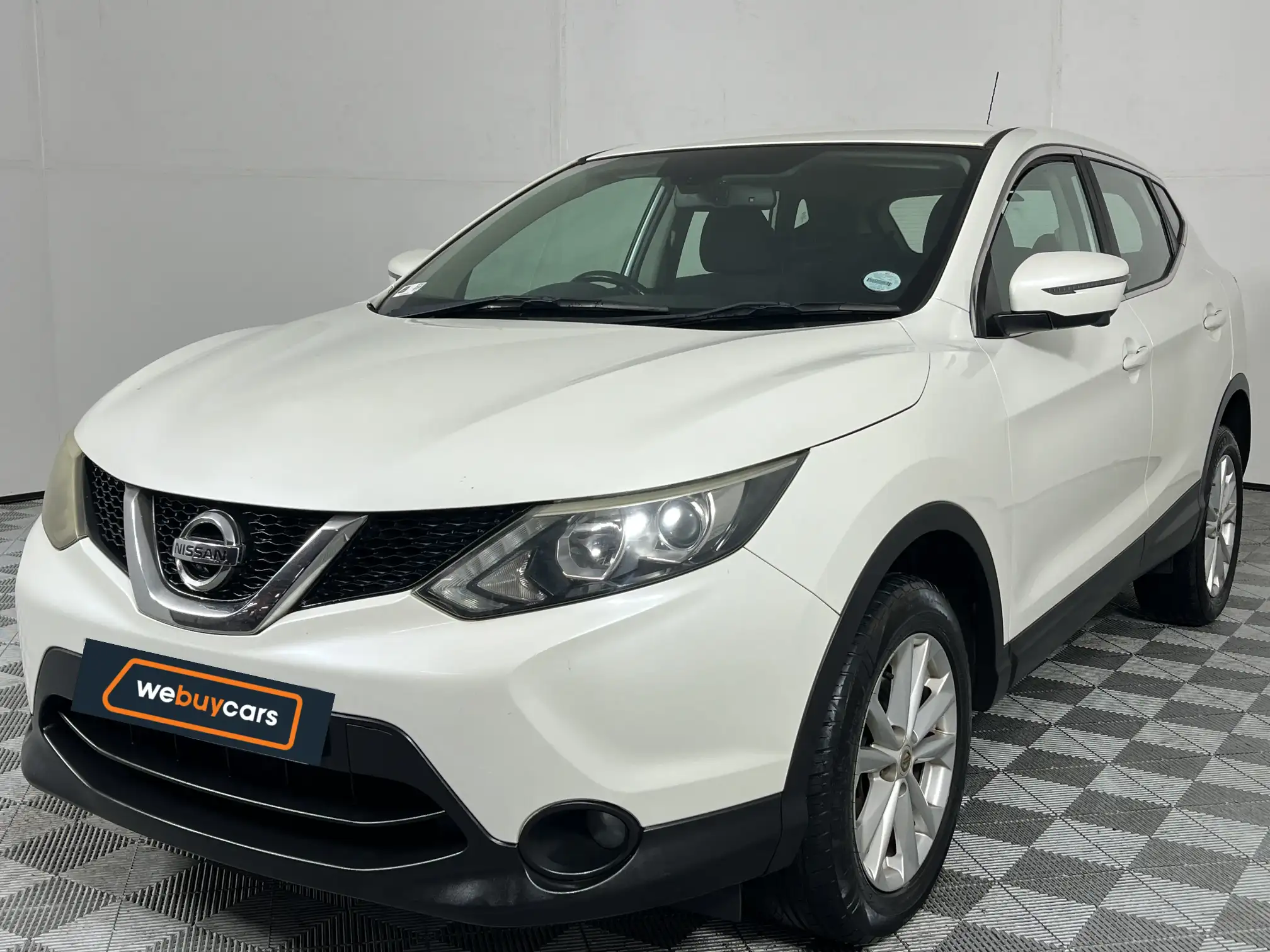 2015 Nissan Qashqai 1.5dci Acenta Tech at Dome (GP) for sale R124900