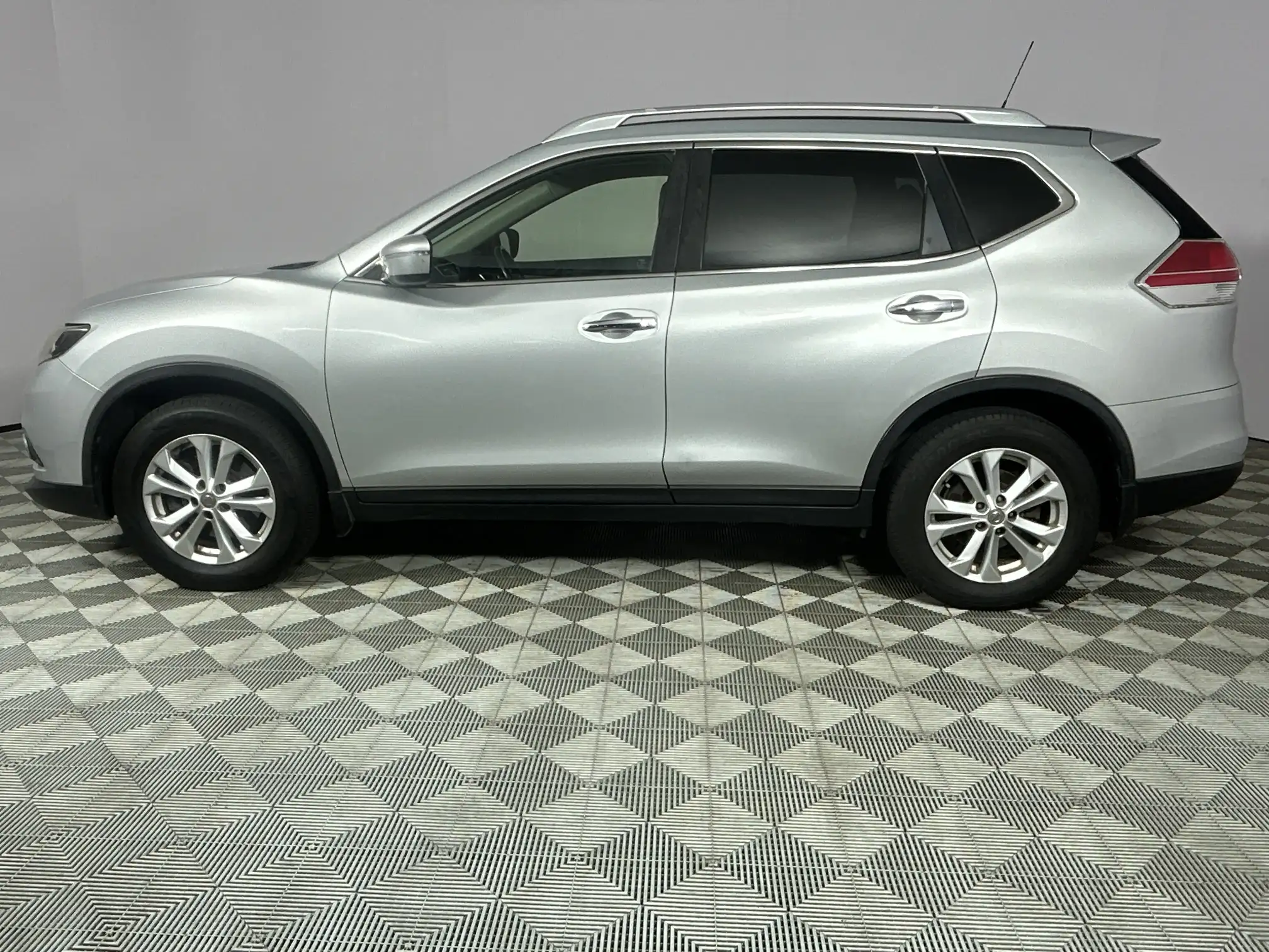 Nissan X Trail