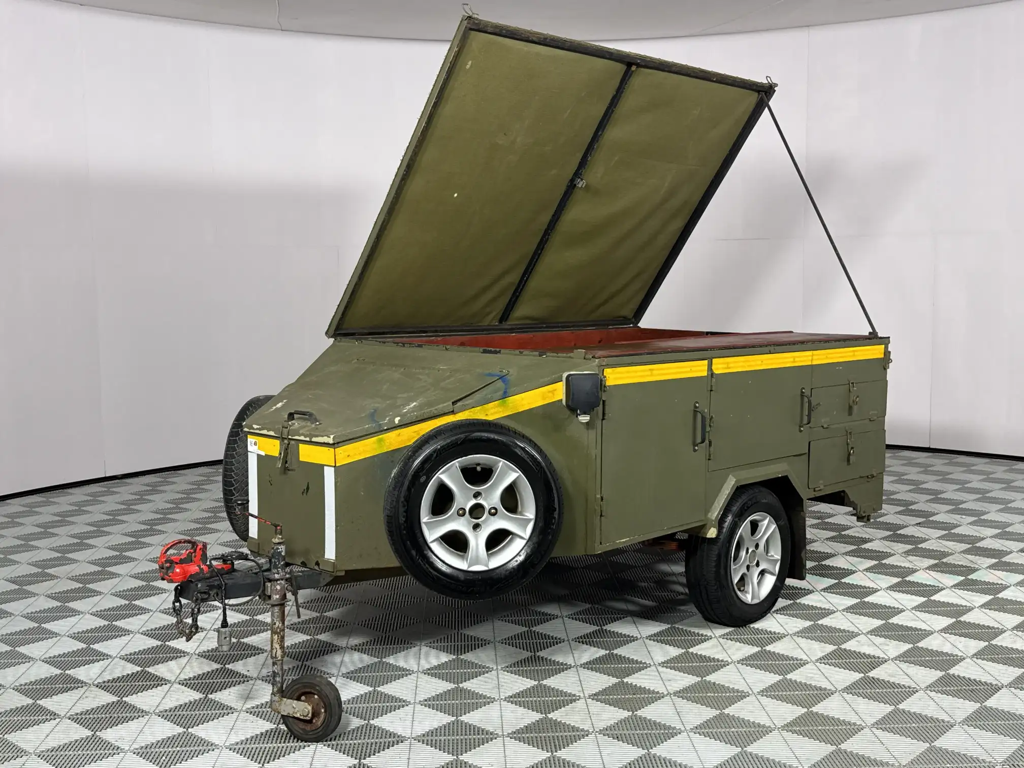 2021 Custom Camping