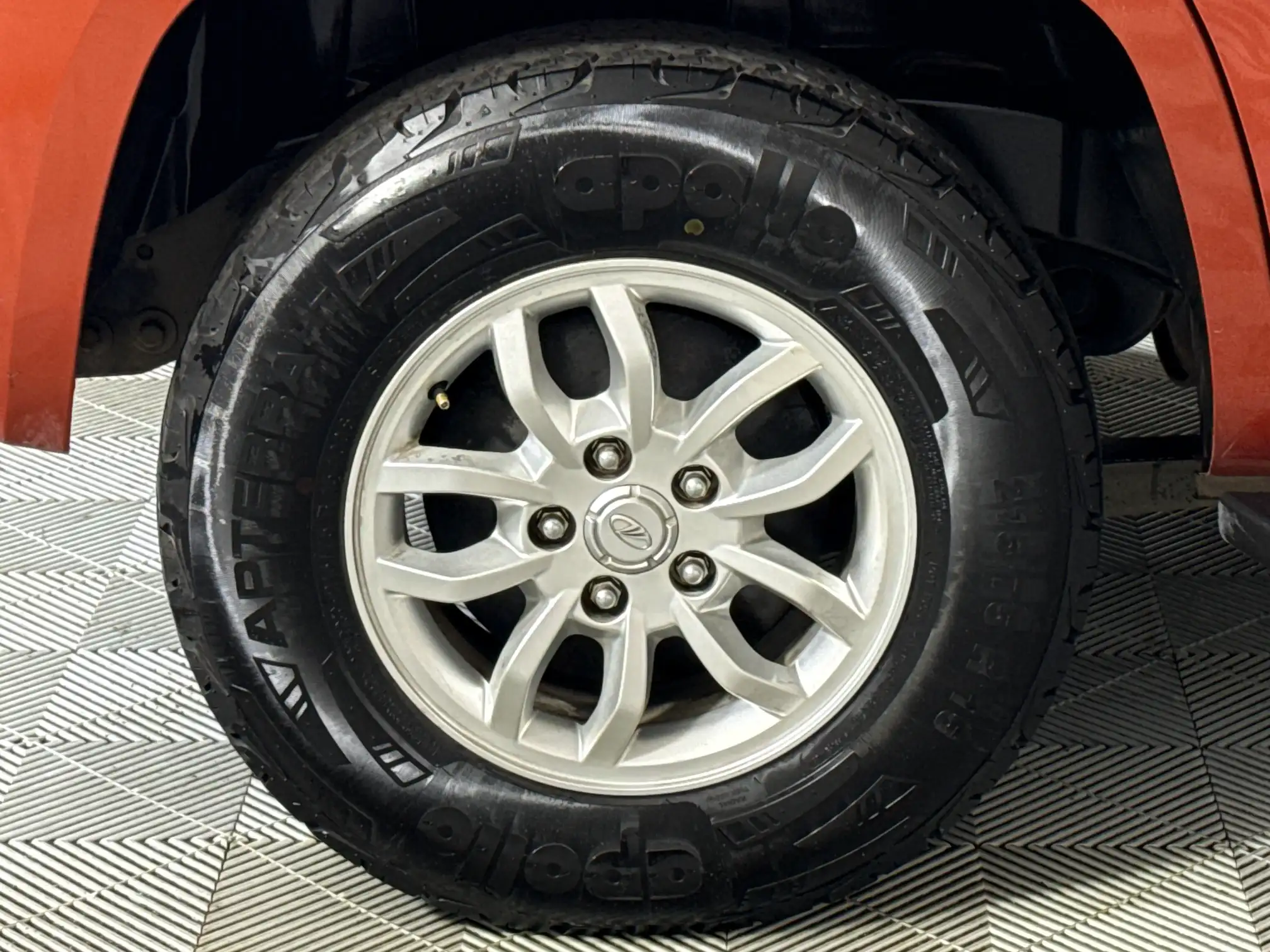Mahindra TUV