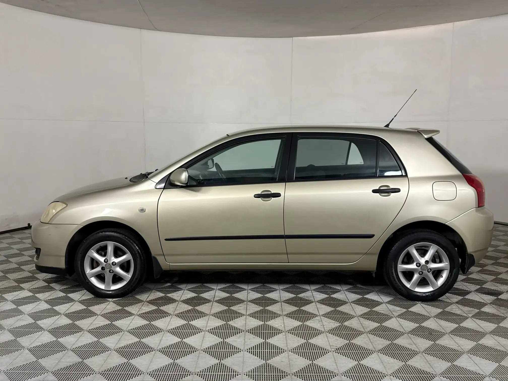 Toyota Runx
