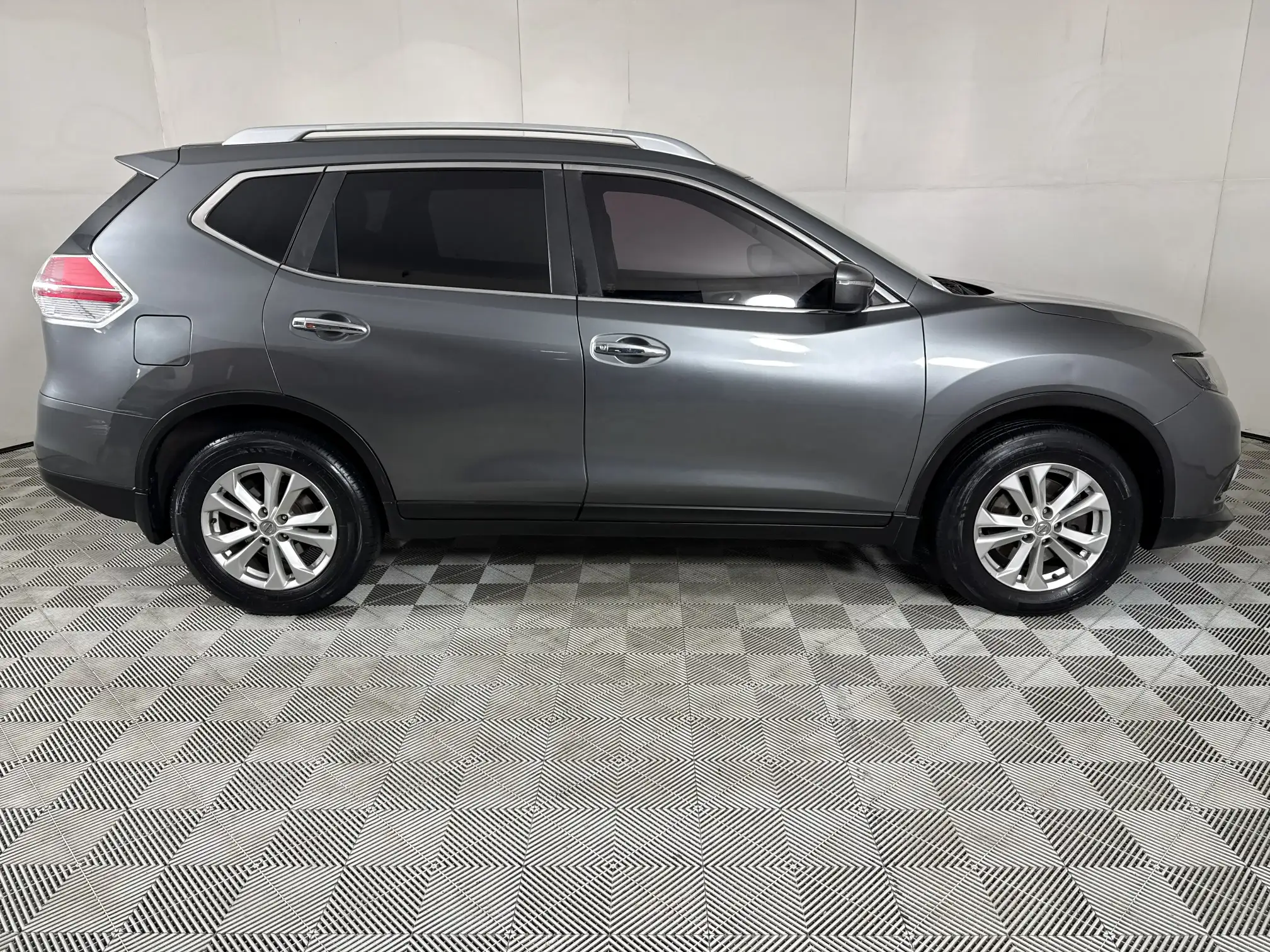 Nissan X Trail
