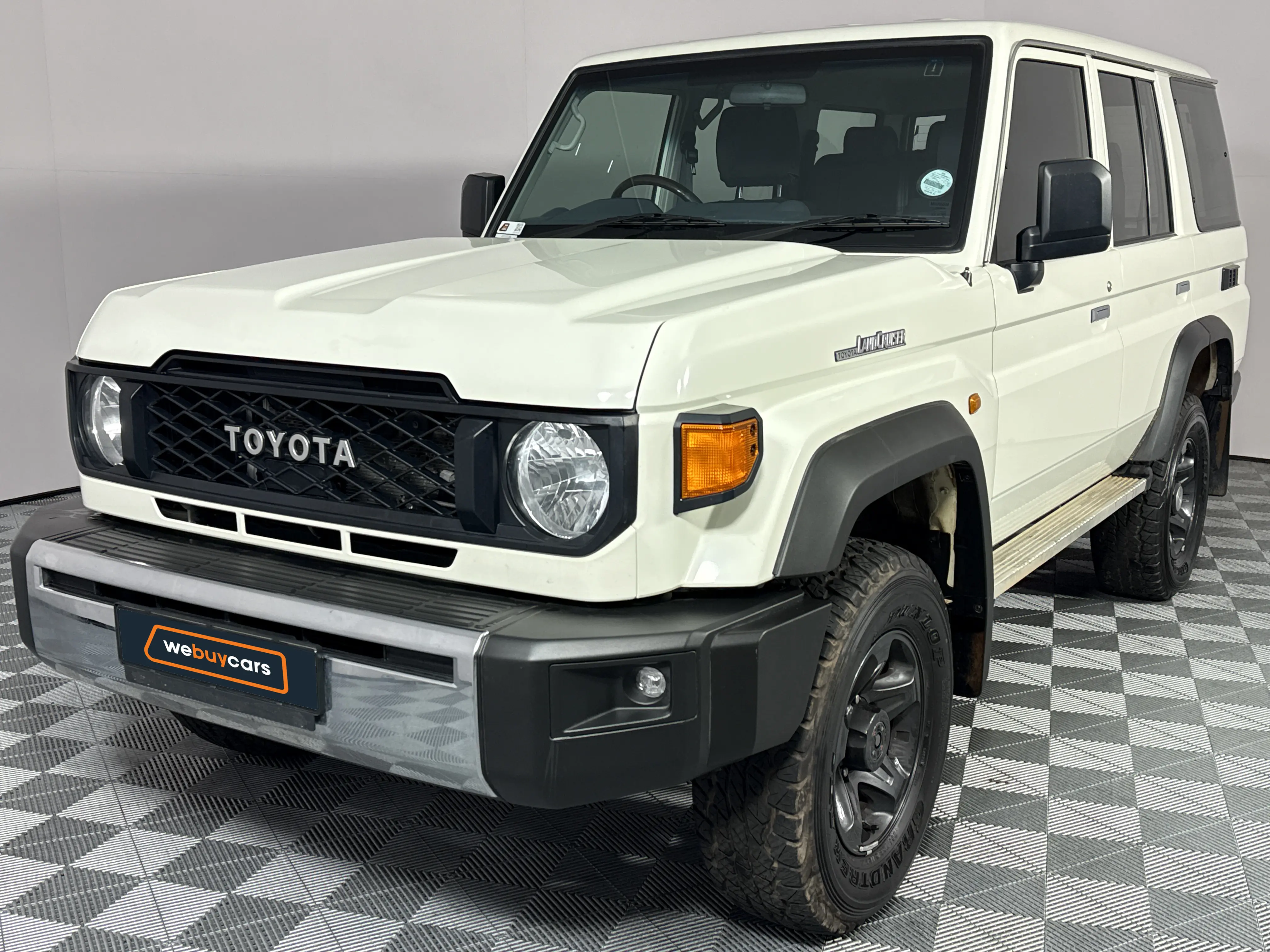 2025 Toyota Land Cruiser 70 Series 76 2.8 Gd-6 Station Wagon