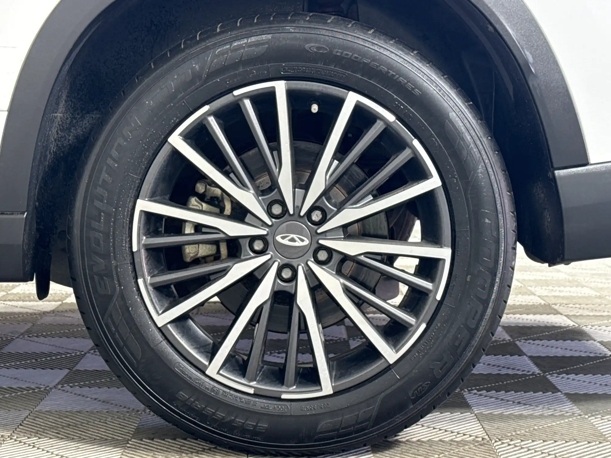 Chery Tiggo 8 PRO