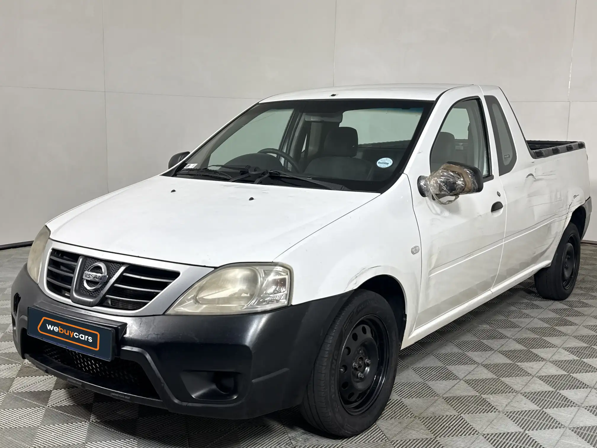 2014 Nissan NP200
