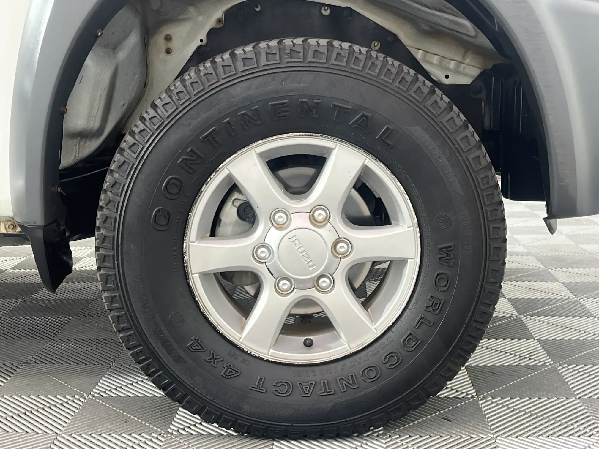 Isuzu KB