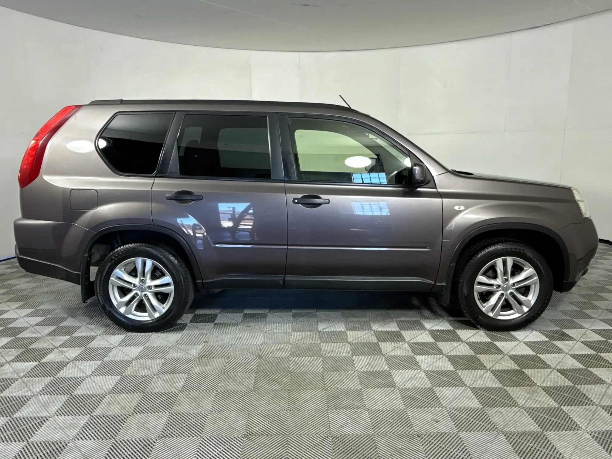 Nissan X Trail