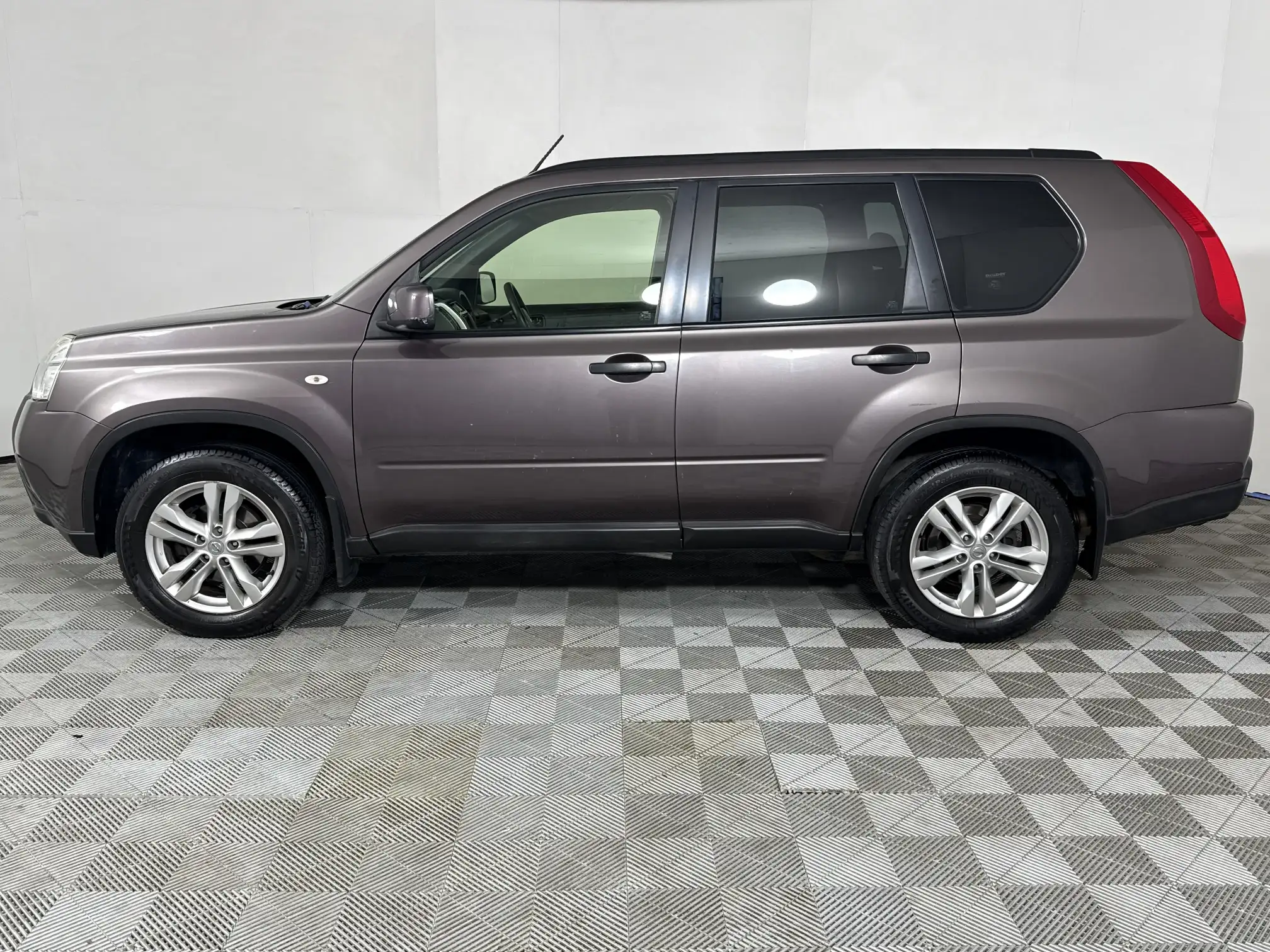 Nissan X Trail