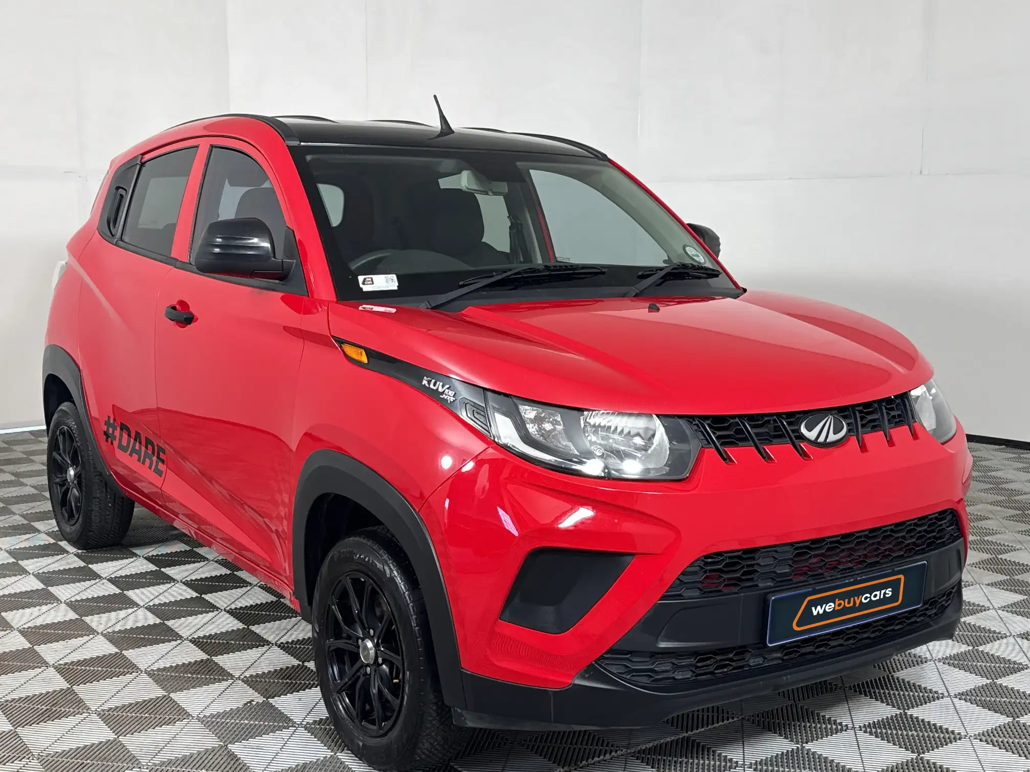 Mahindra KUV 100