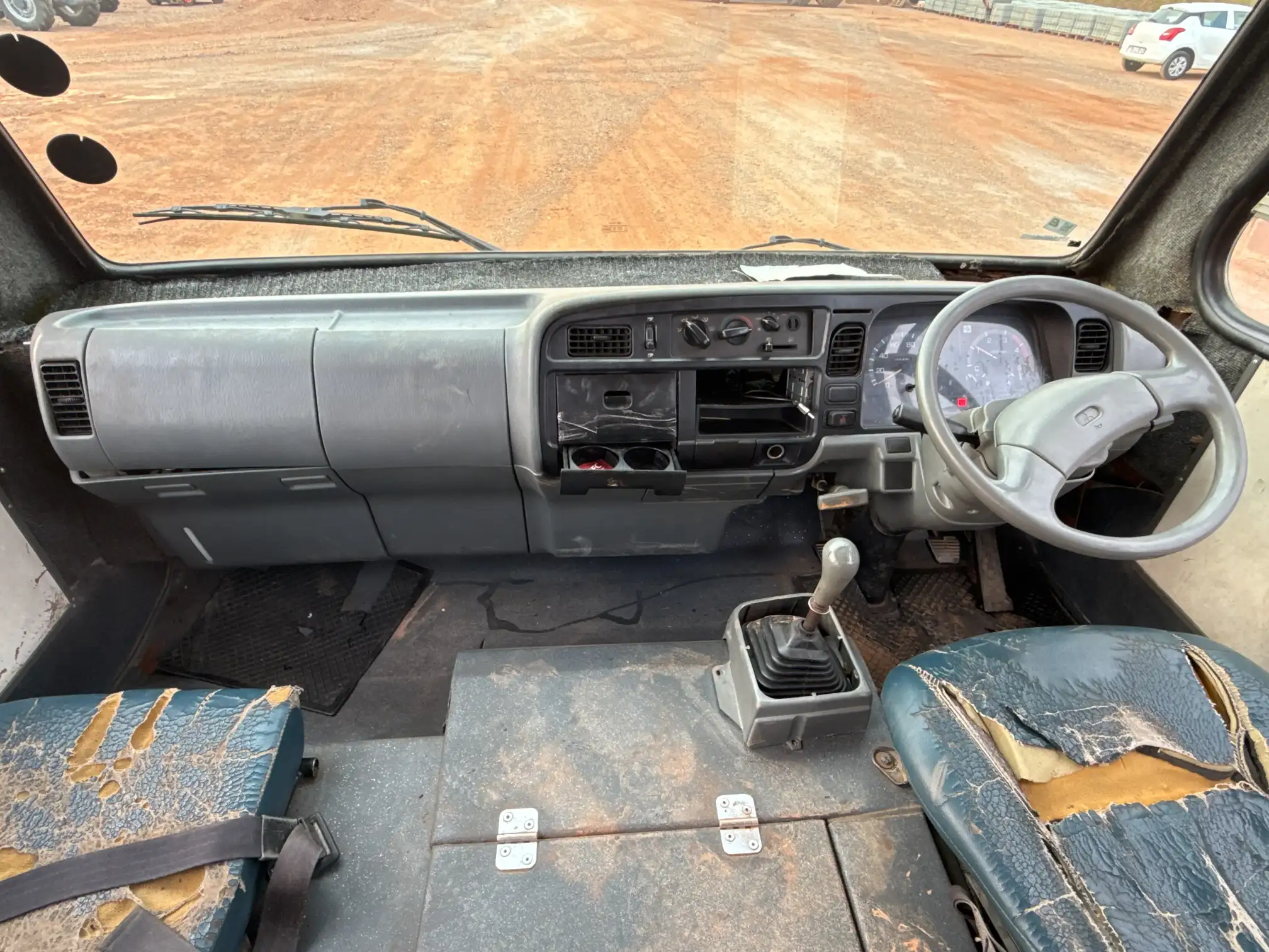 2006 Mitsubishi Canter