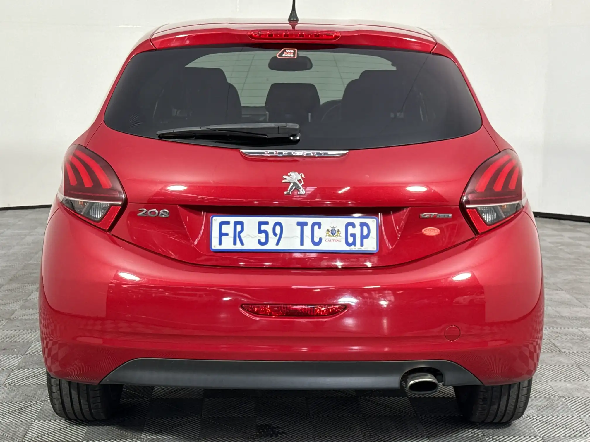 Peugeot 208
